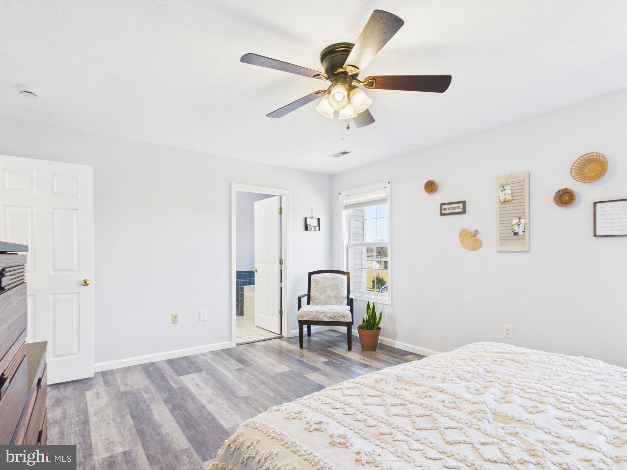 MILLS FARM - Residential