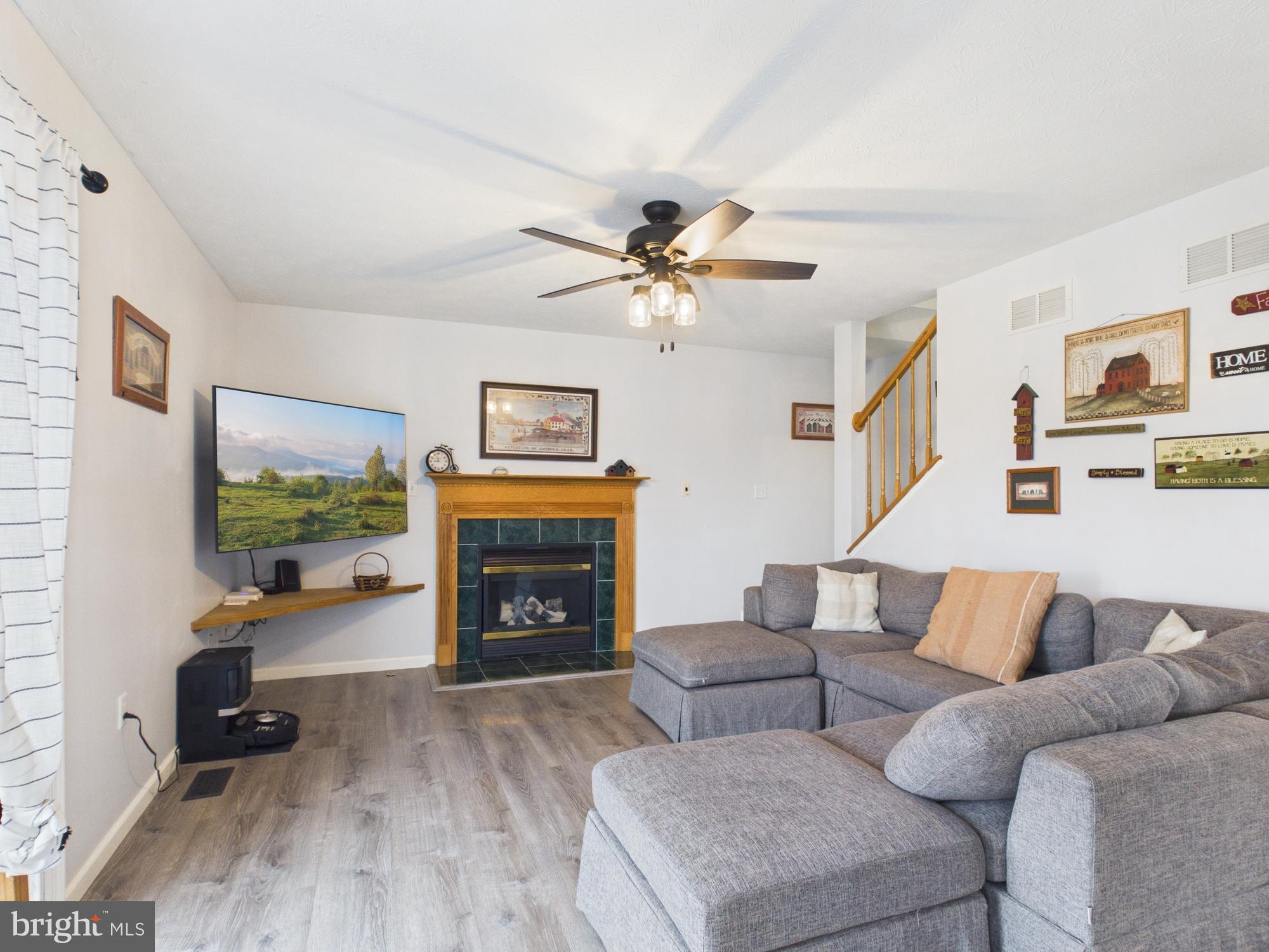 MILLS FARM - Residential