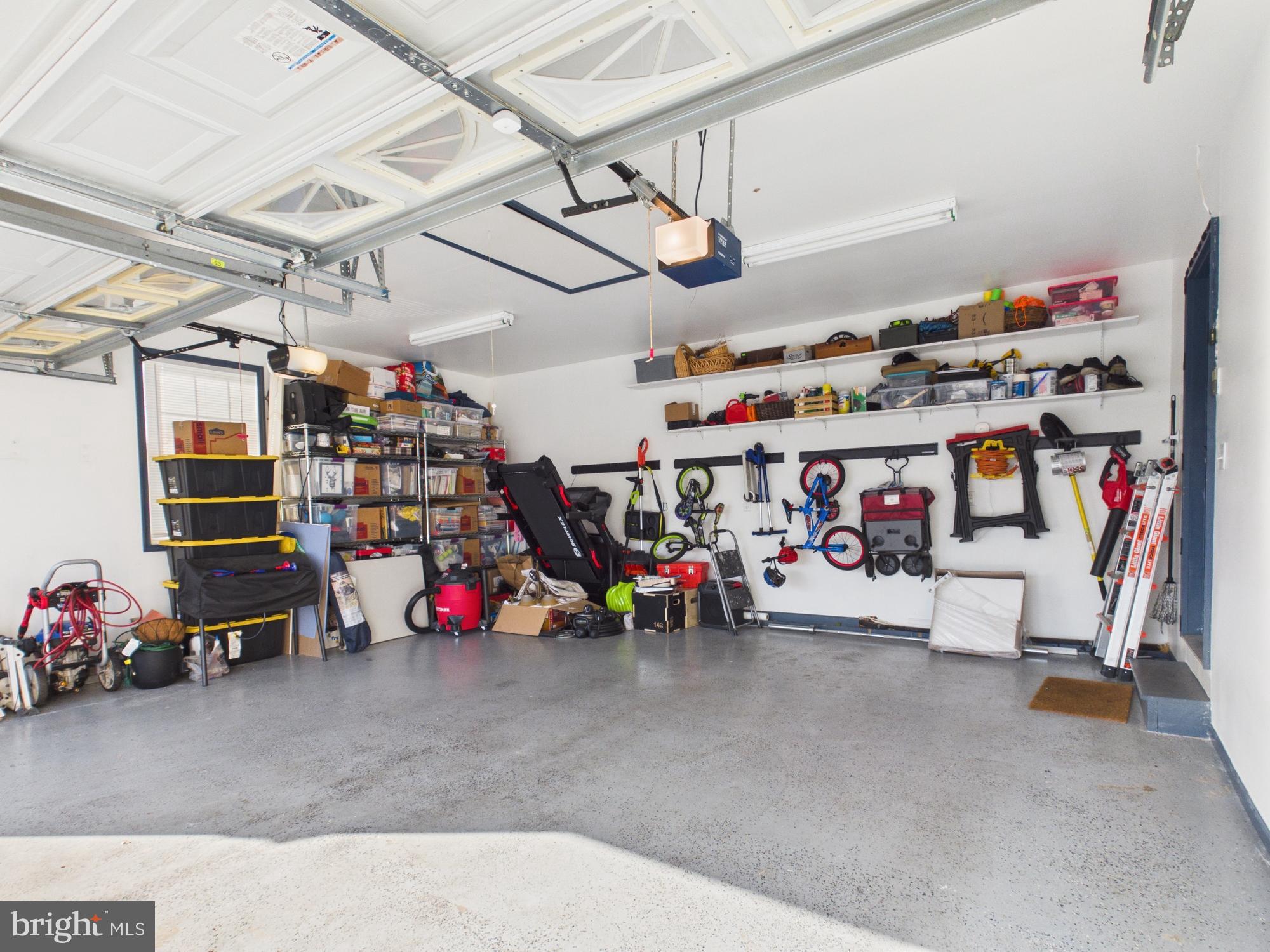 MILLS FARM - Residential