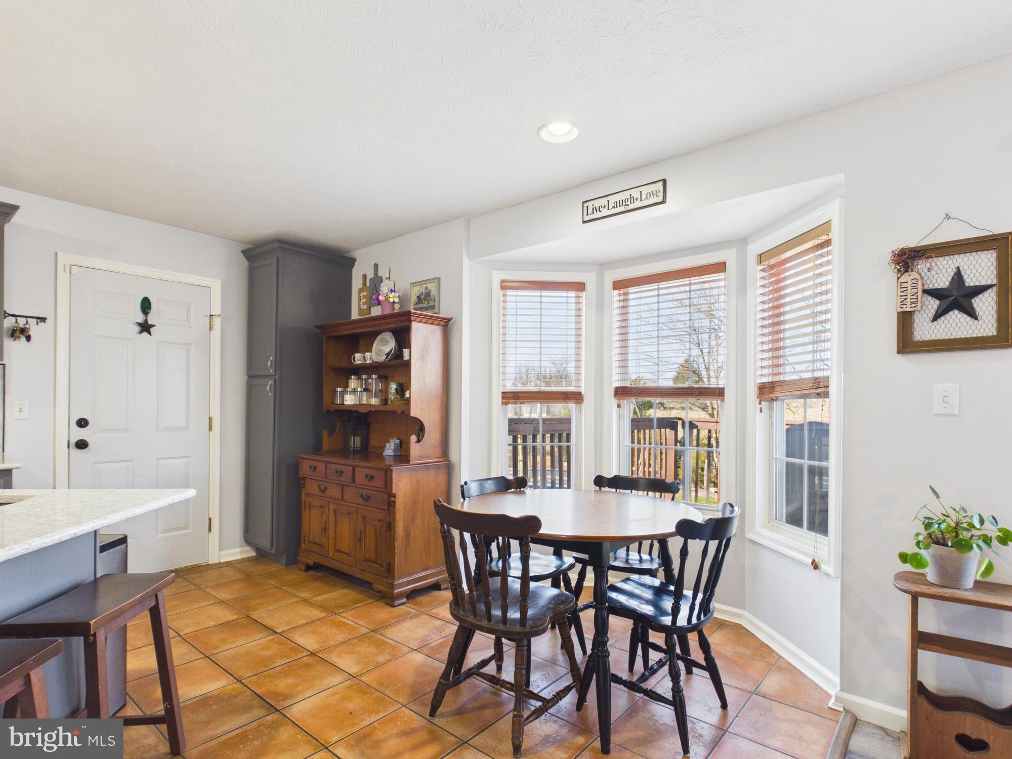 MILLS FARM - Residential