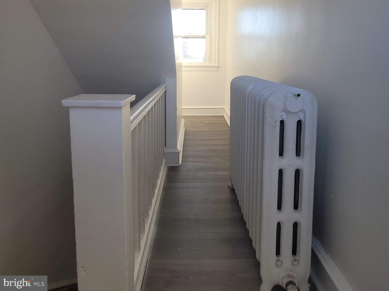 LAWNDALE - Residential Lease