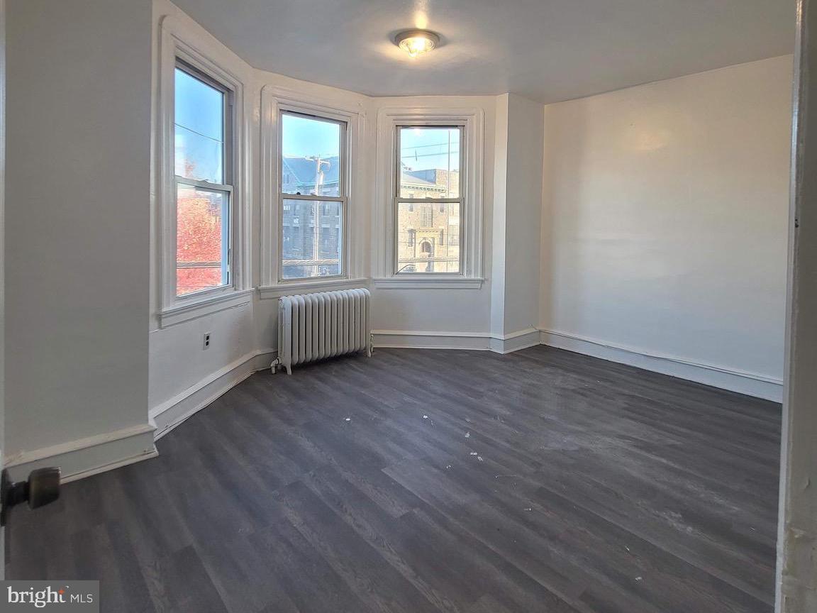 LAWNDALE - Residential Lease