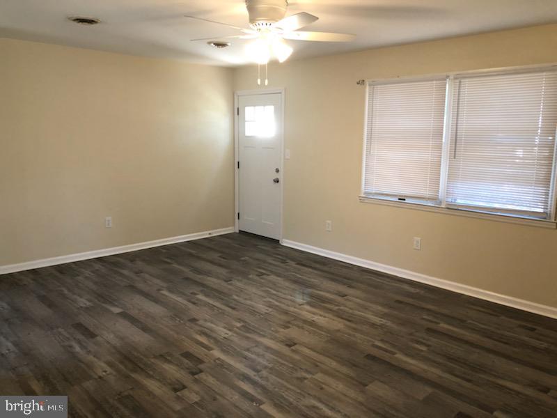 POPLAR RIDGE - Residential Lease