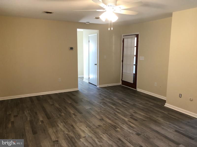 POPLAR RIDGE - Residential Lease