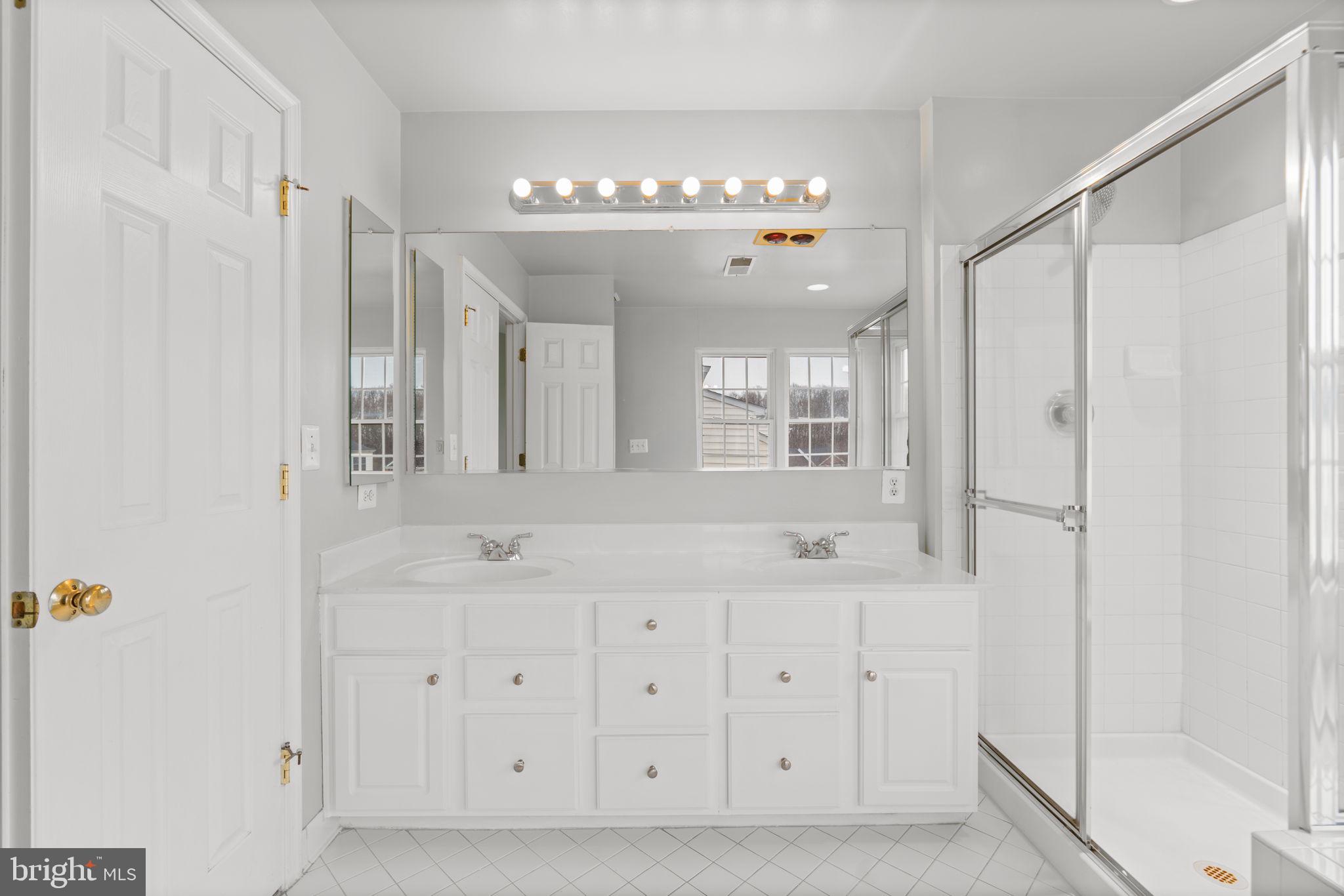 CHAPEL GROVE - Residential