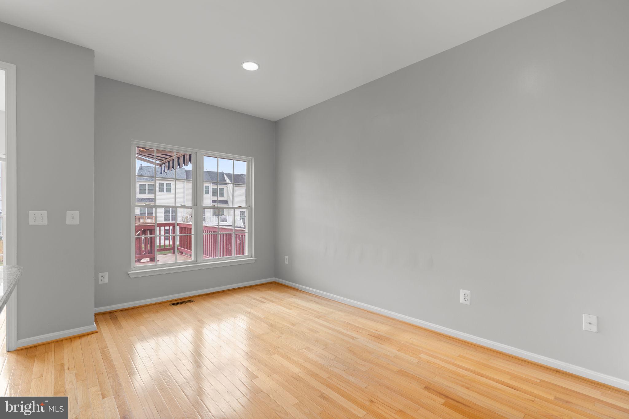 CHAPEL GROVE - Residential