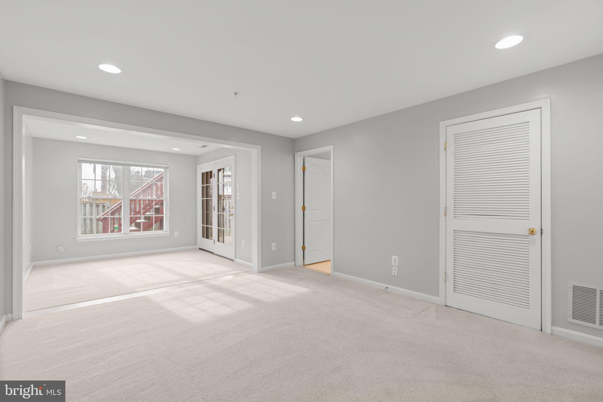 CHAPEL GROVE - Residential