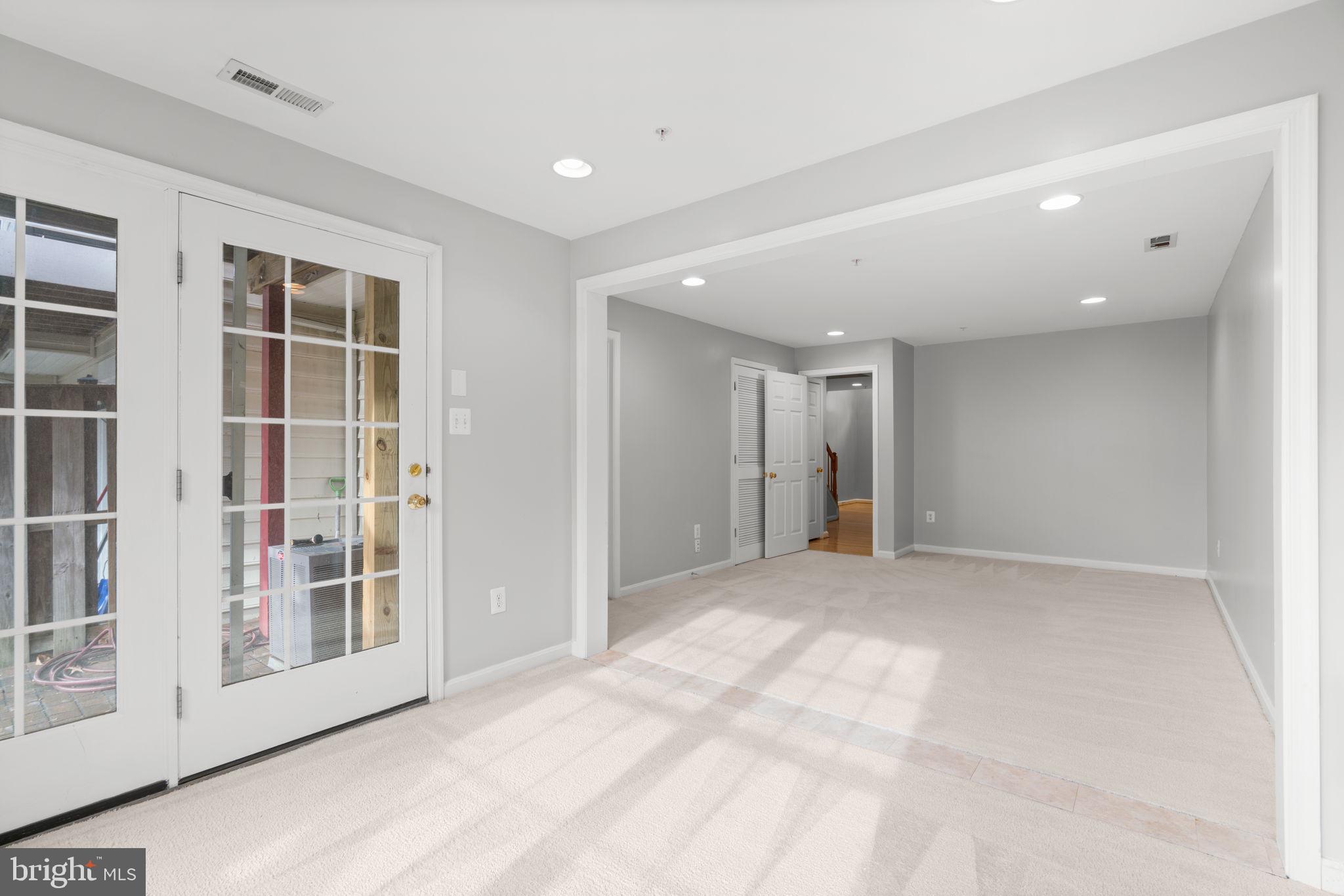 CHAPEL GROVE - Residential