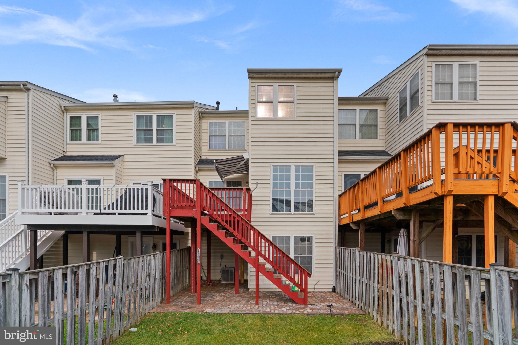 CHAPEL GROVE - Residential