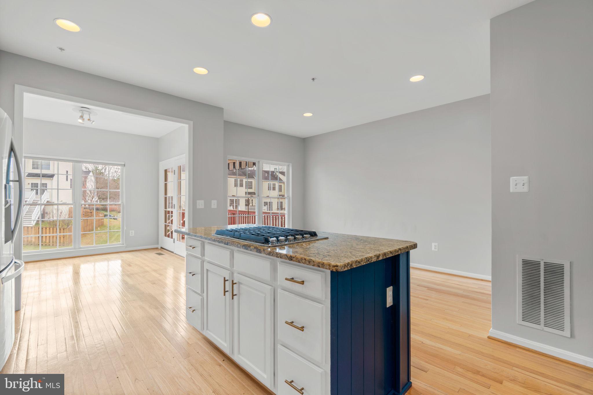 CHAPEL GROVE - Residential