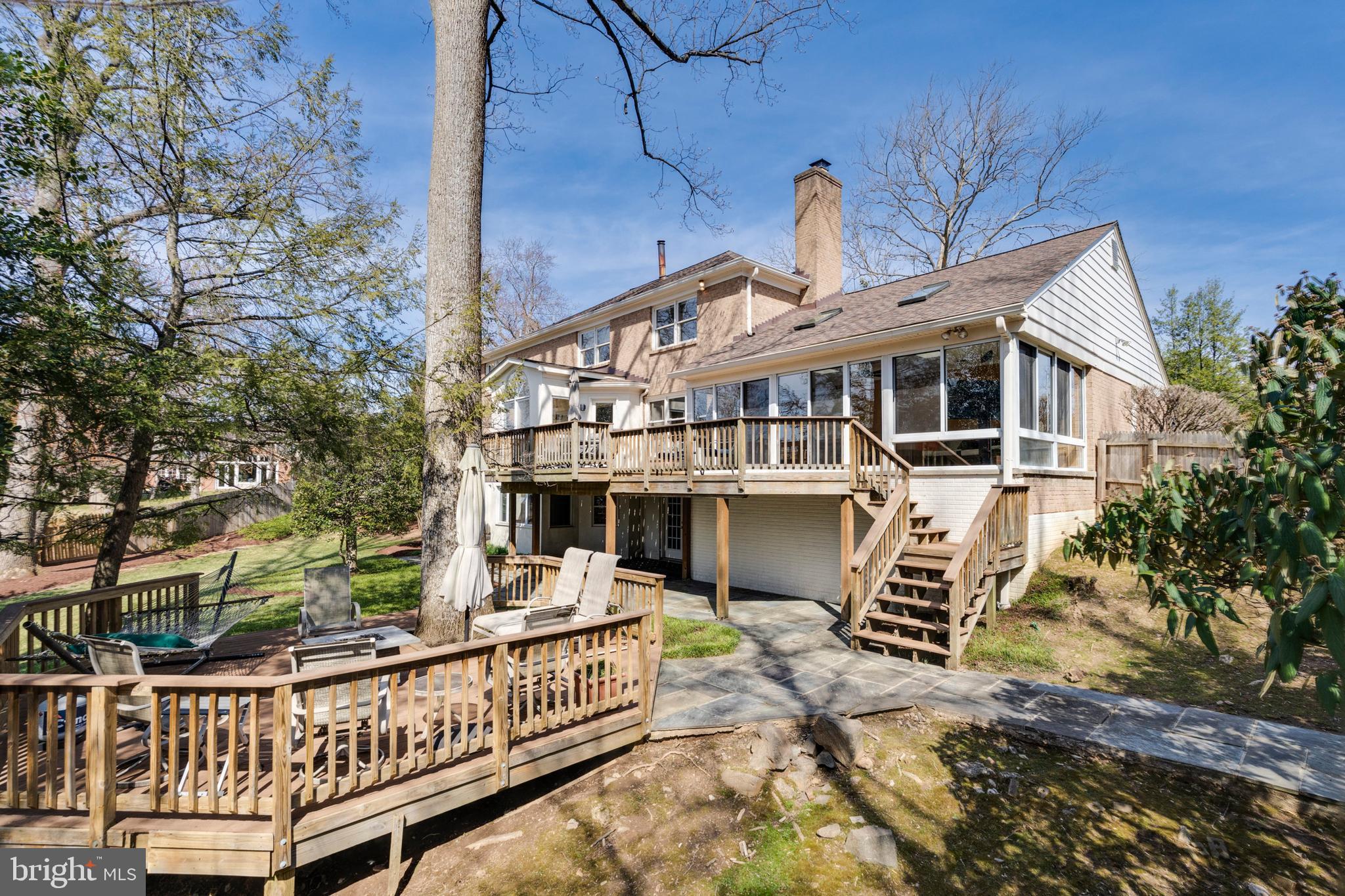 HERITAGE WALK - Residential