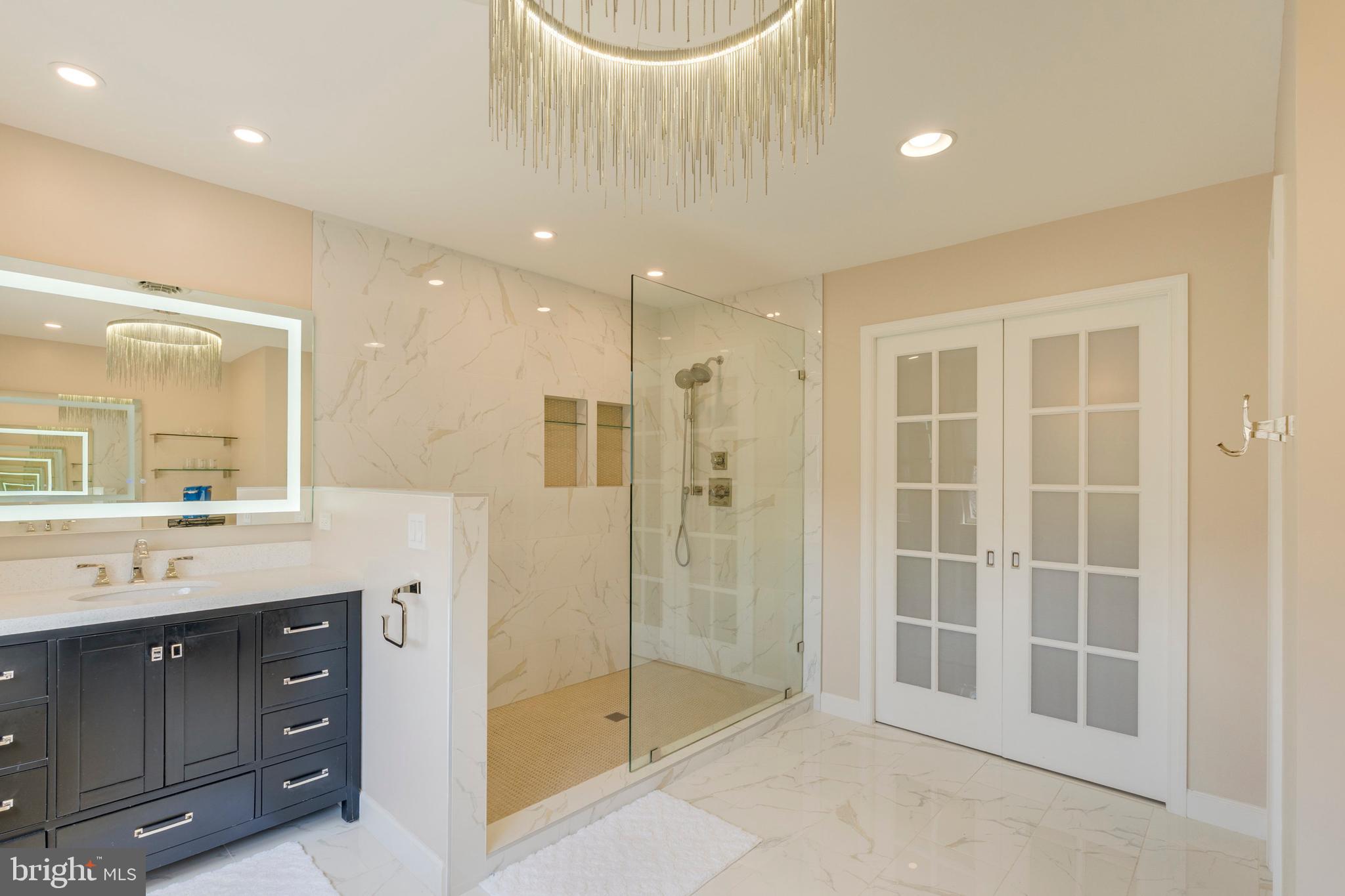 HERITAGE WALK - Residential