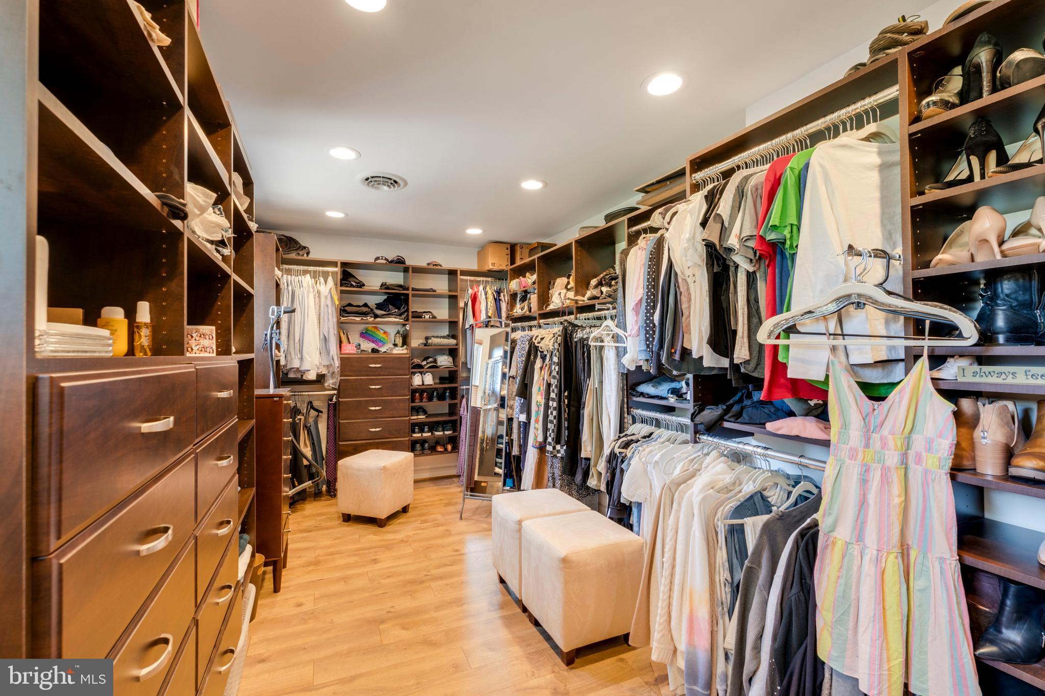 HERITAGE WALK - Residential