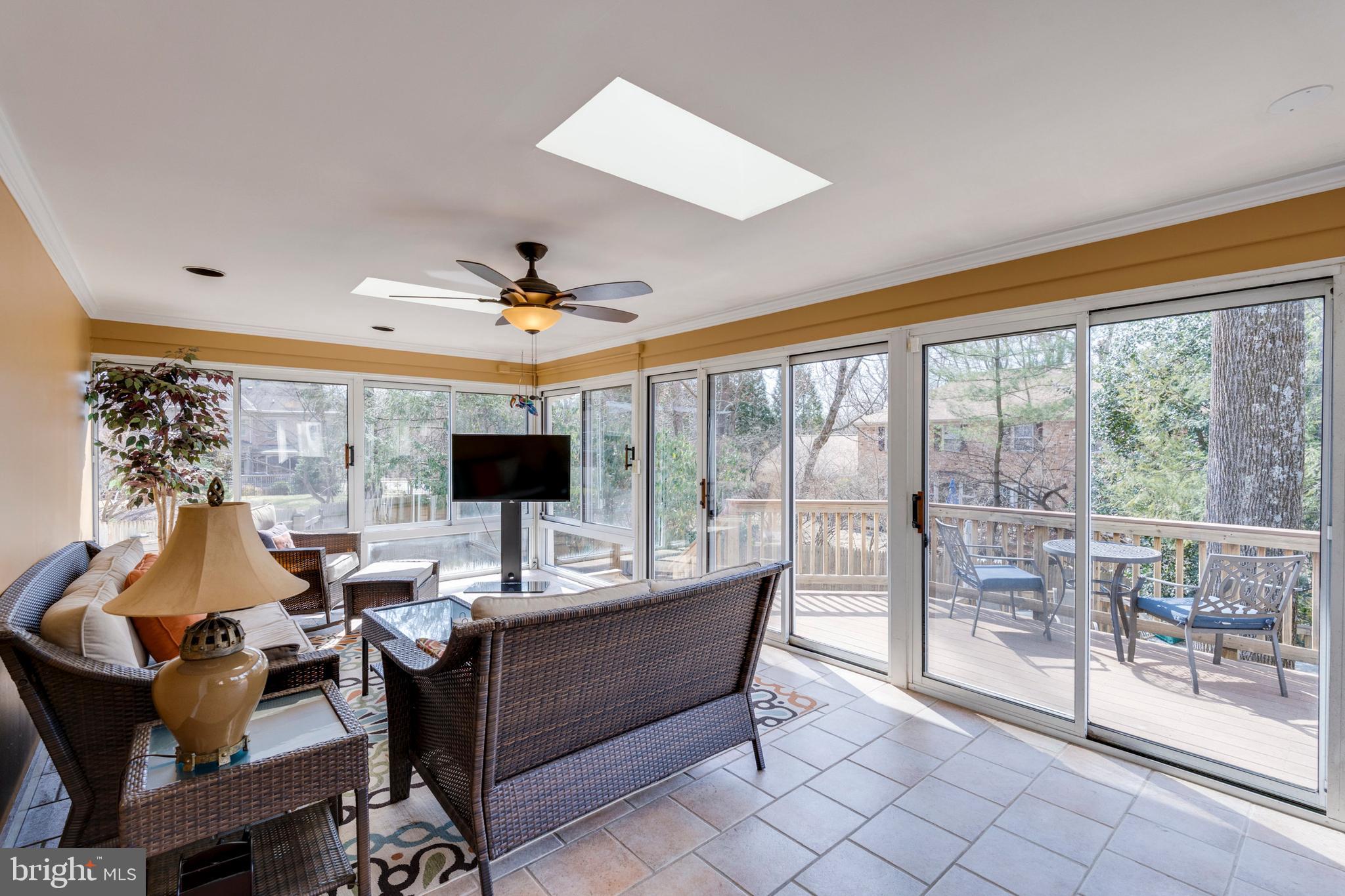 HERITAGE WALK - Residential