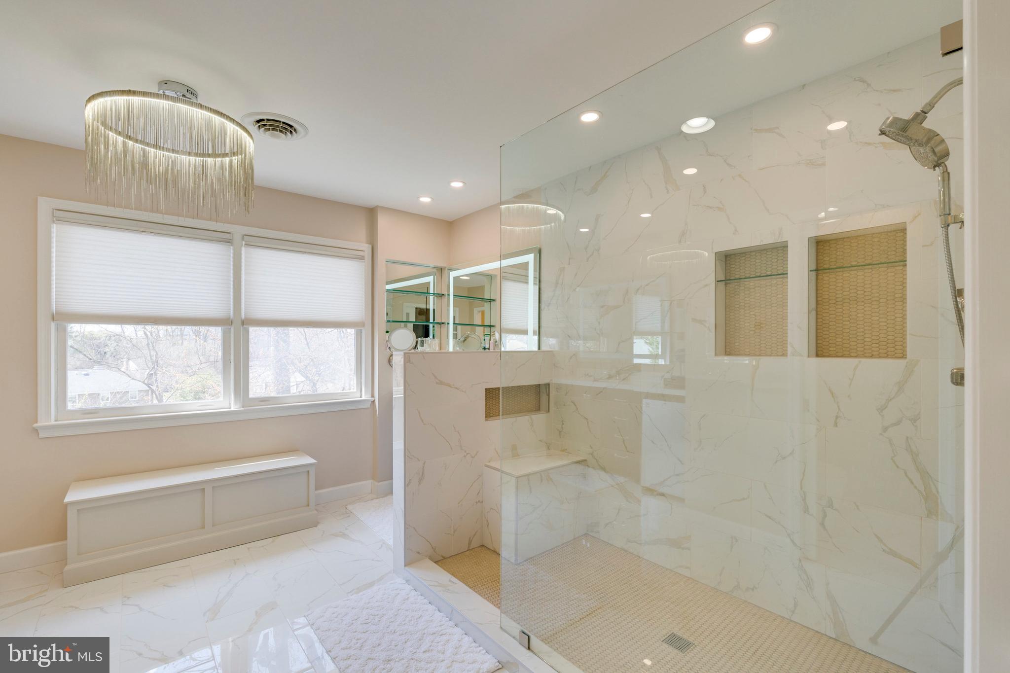 HERITAGE WALK - Residential