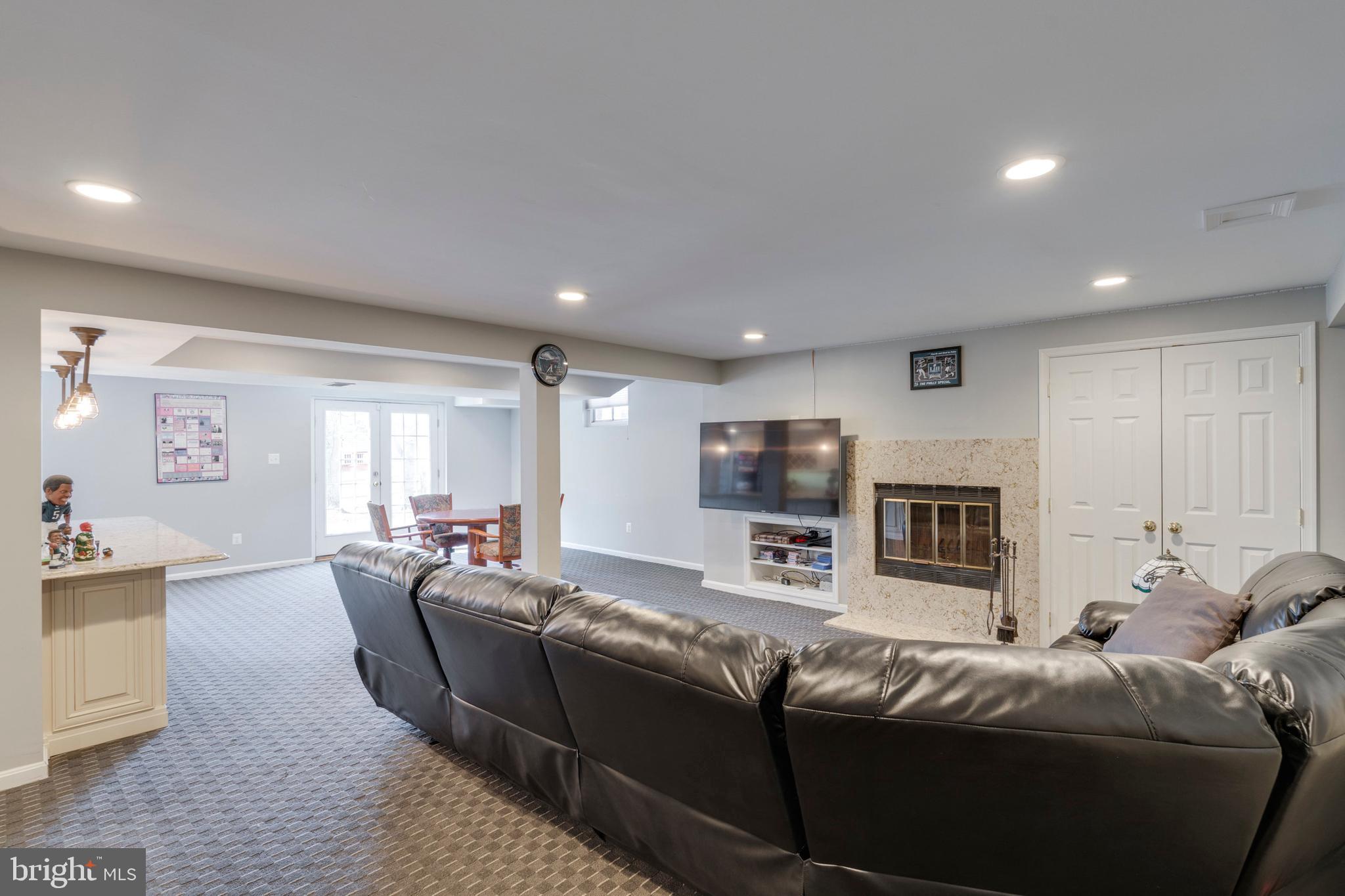 HERITAGE WALK - Residential