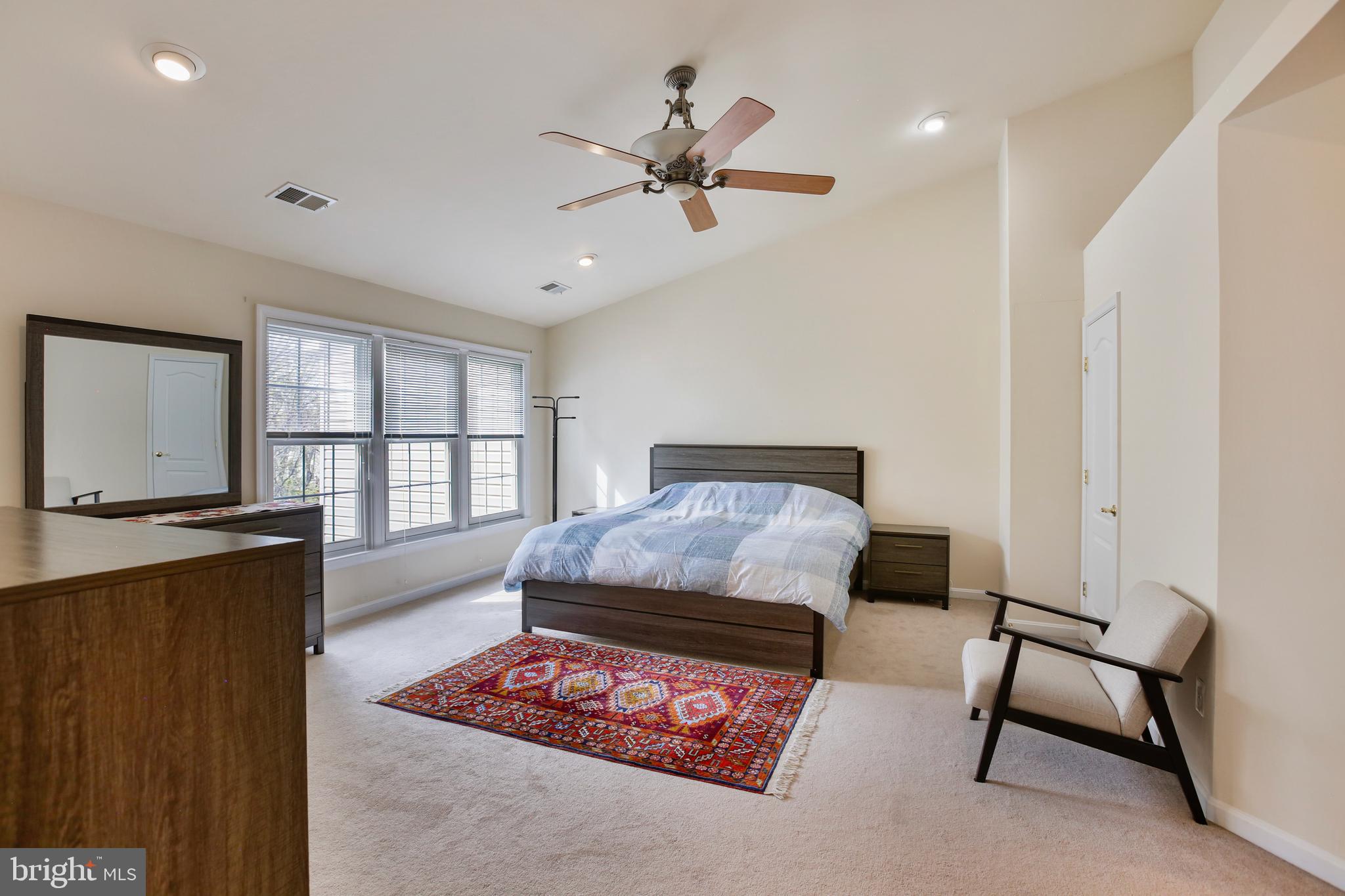 BROADLANDS SOUTH - Residential