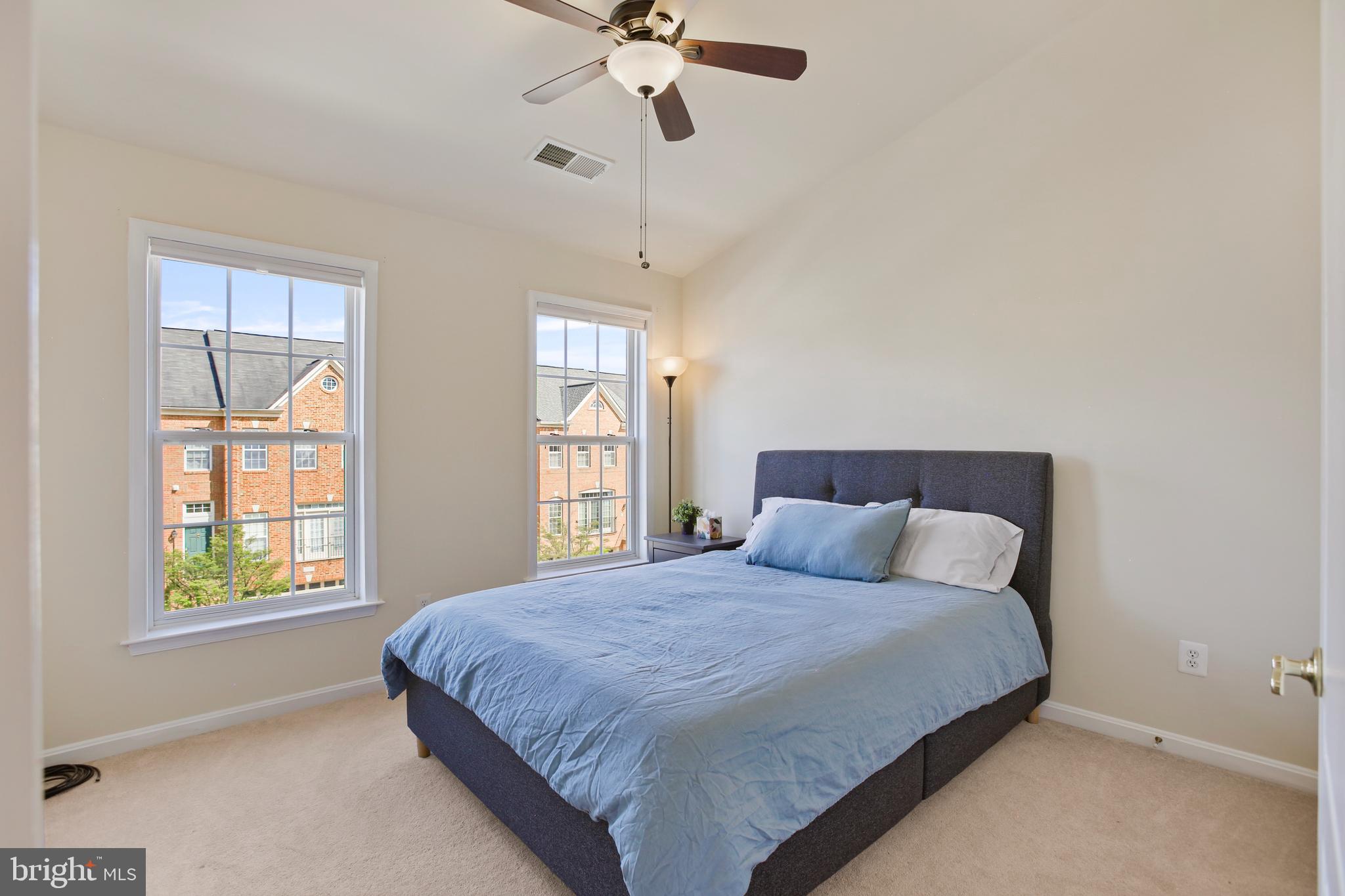 BROADLANDS SOUTH - Residential