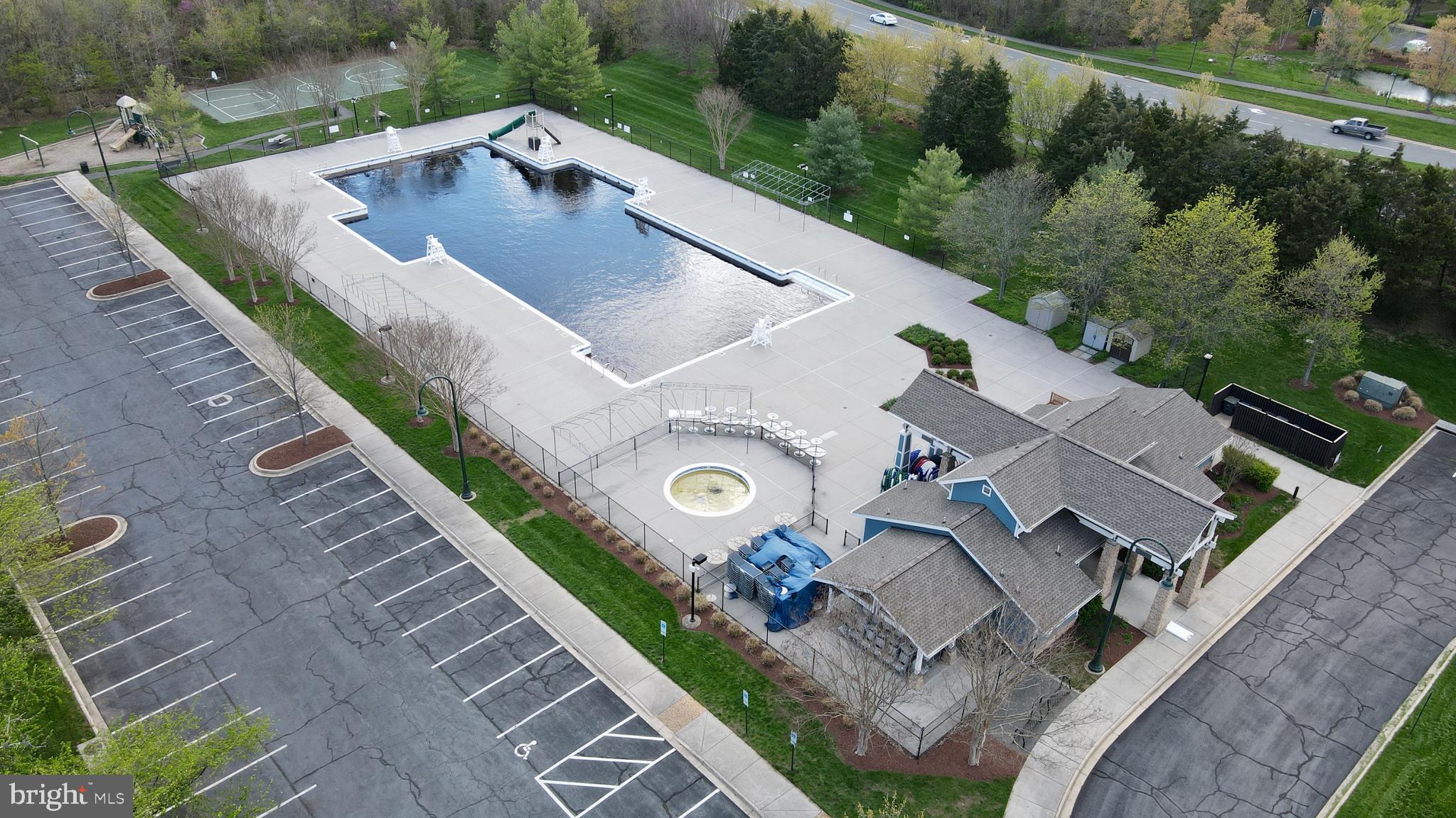 BROADLANDS SOUTH - Residential