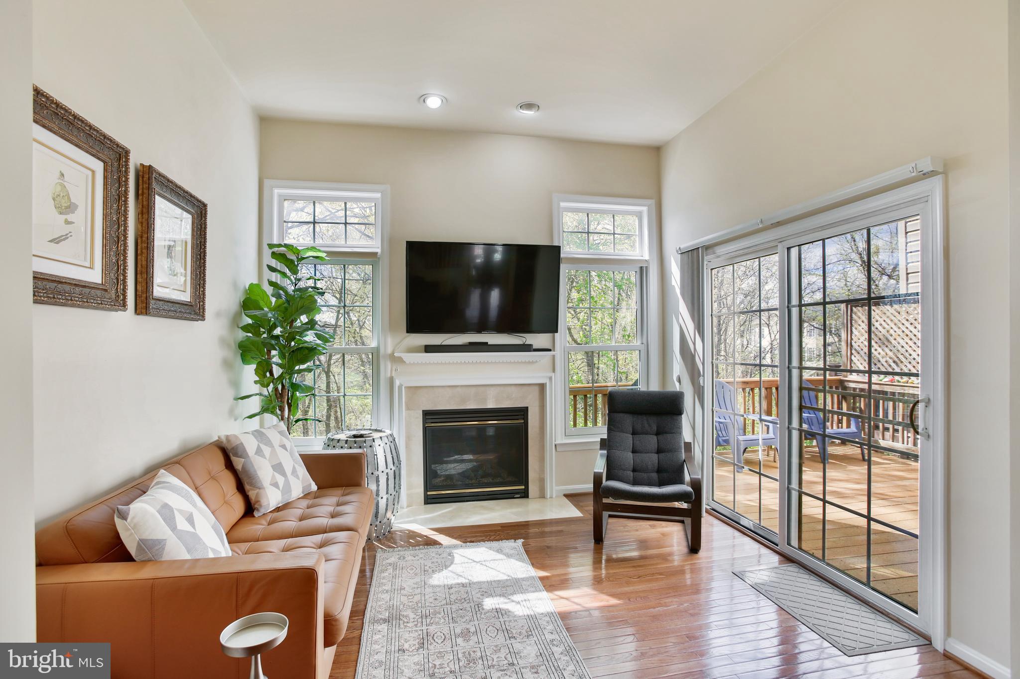 BROADLANDS SOUTH - Residential