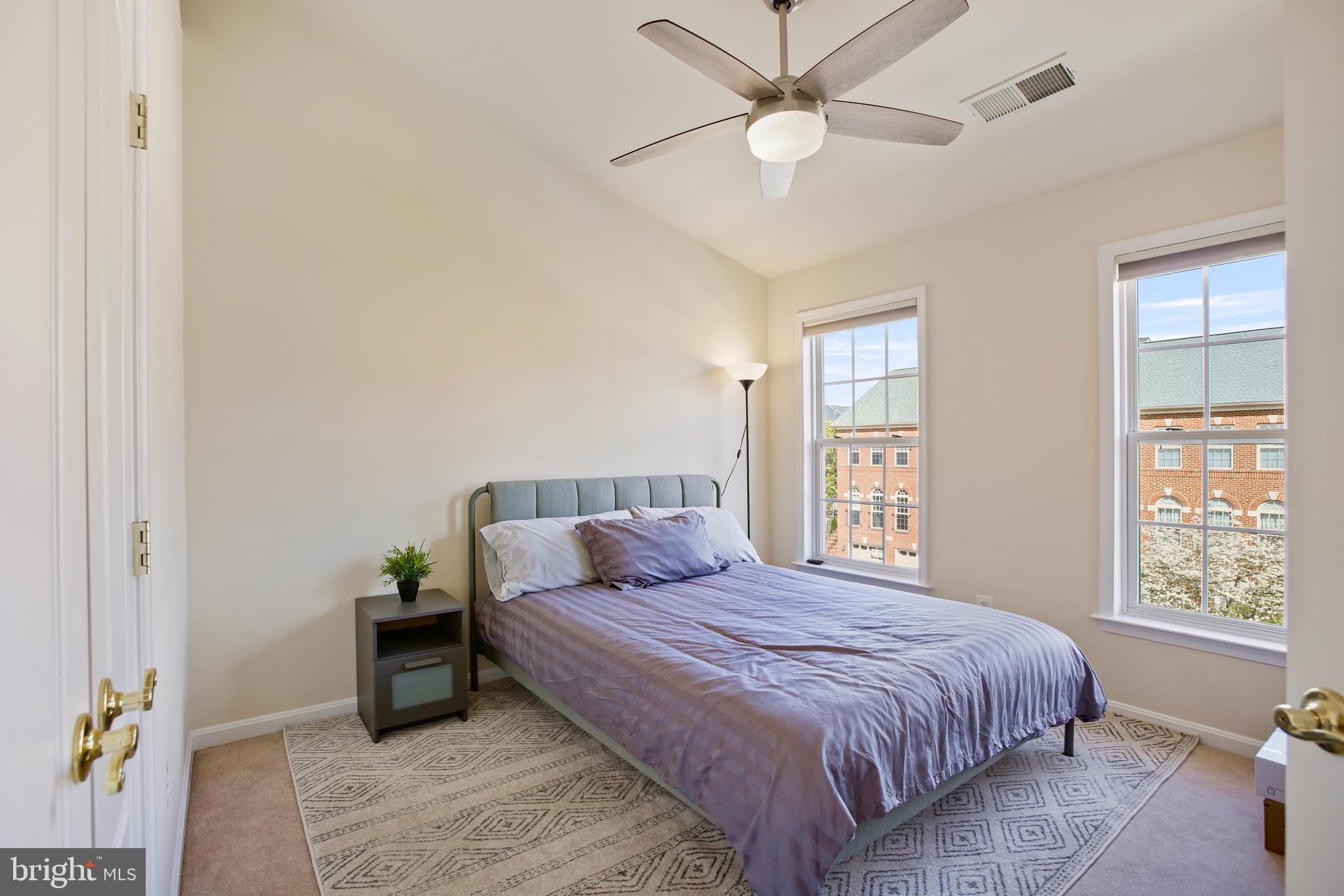 BROADLANDS SOUTH - Residential