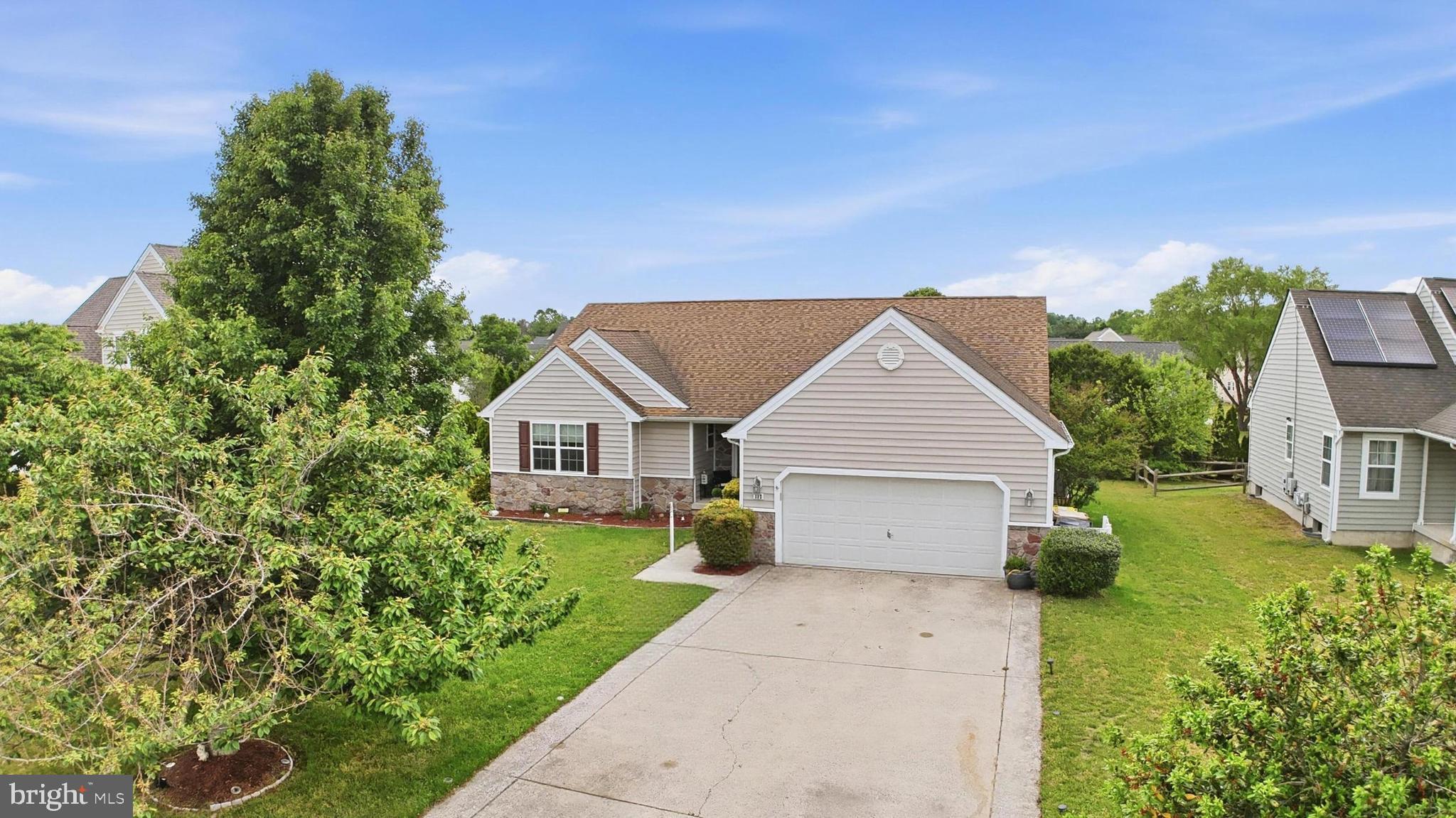 112 STARLAND WAY