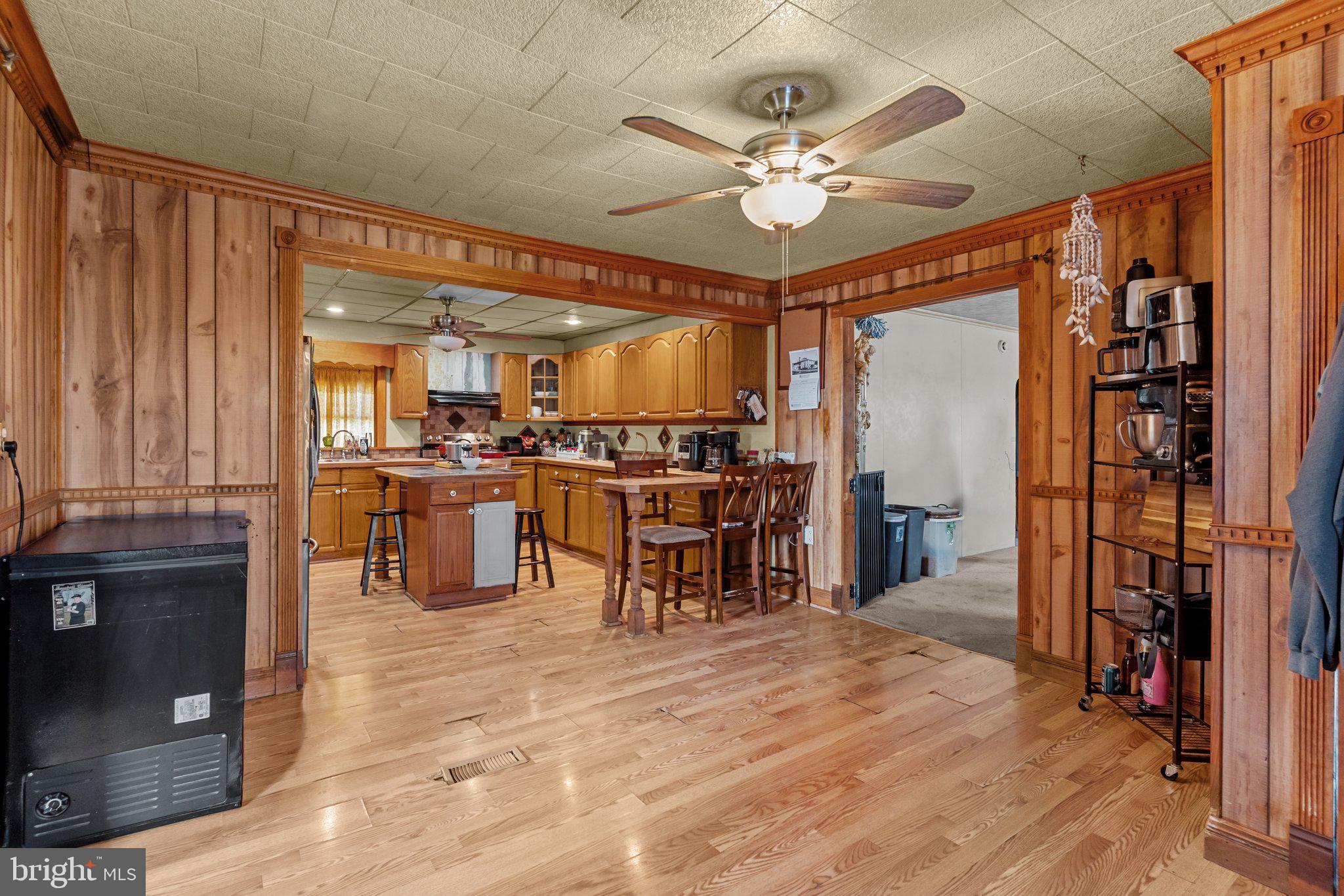670 LINCOLN HIGHWAY