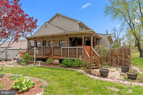 670 Lincoln Highway, Fairless Hills, PA MLS: PABU2094952