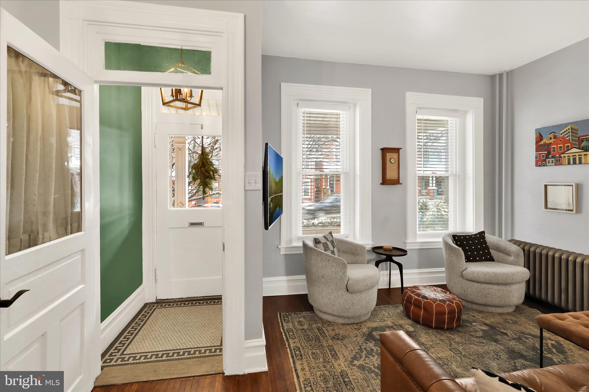 CHESTNUT HILL - Residential