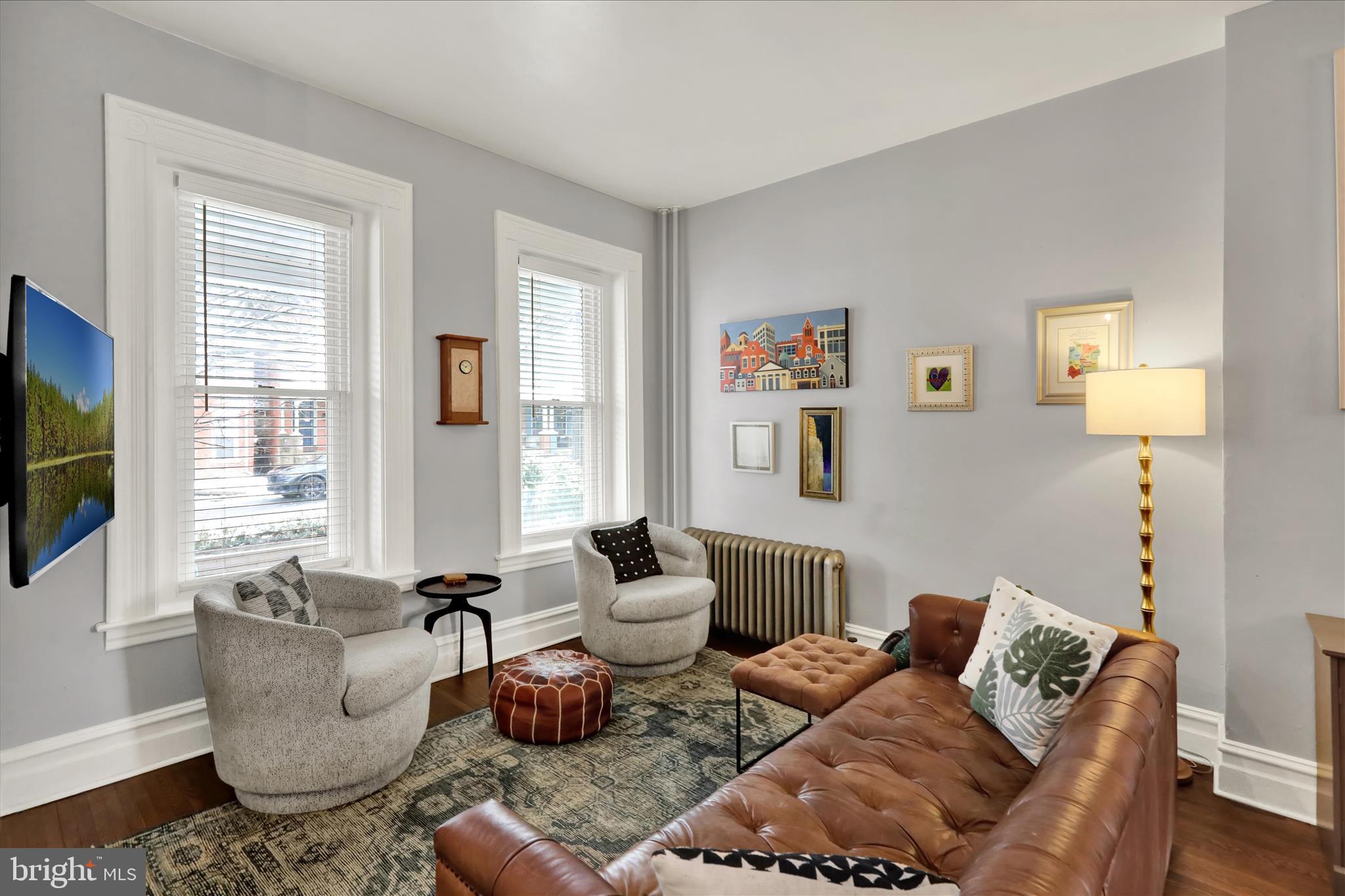 CHESTNUT HILL - Residential