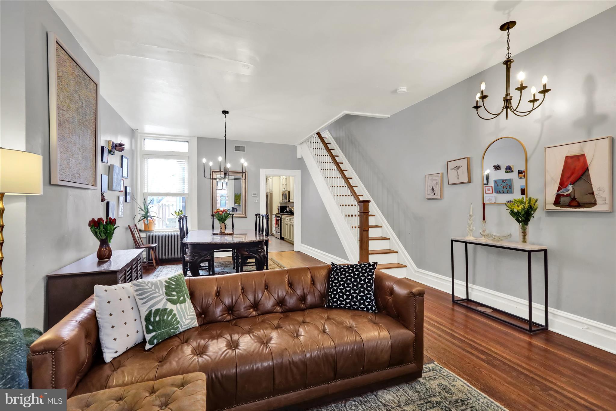 CHESTNUT HILL - Residential