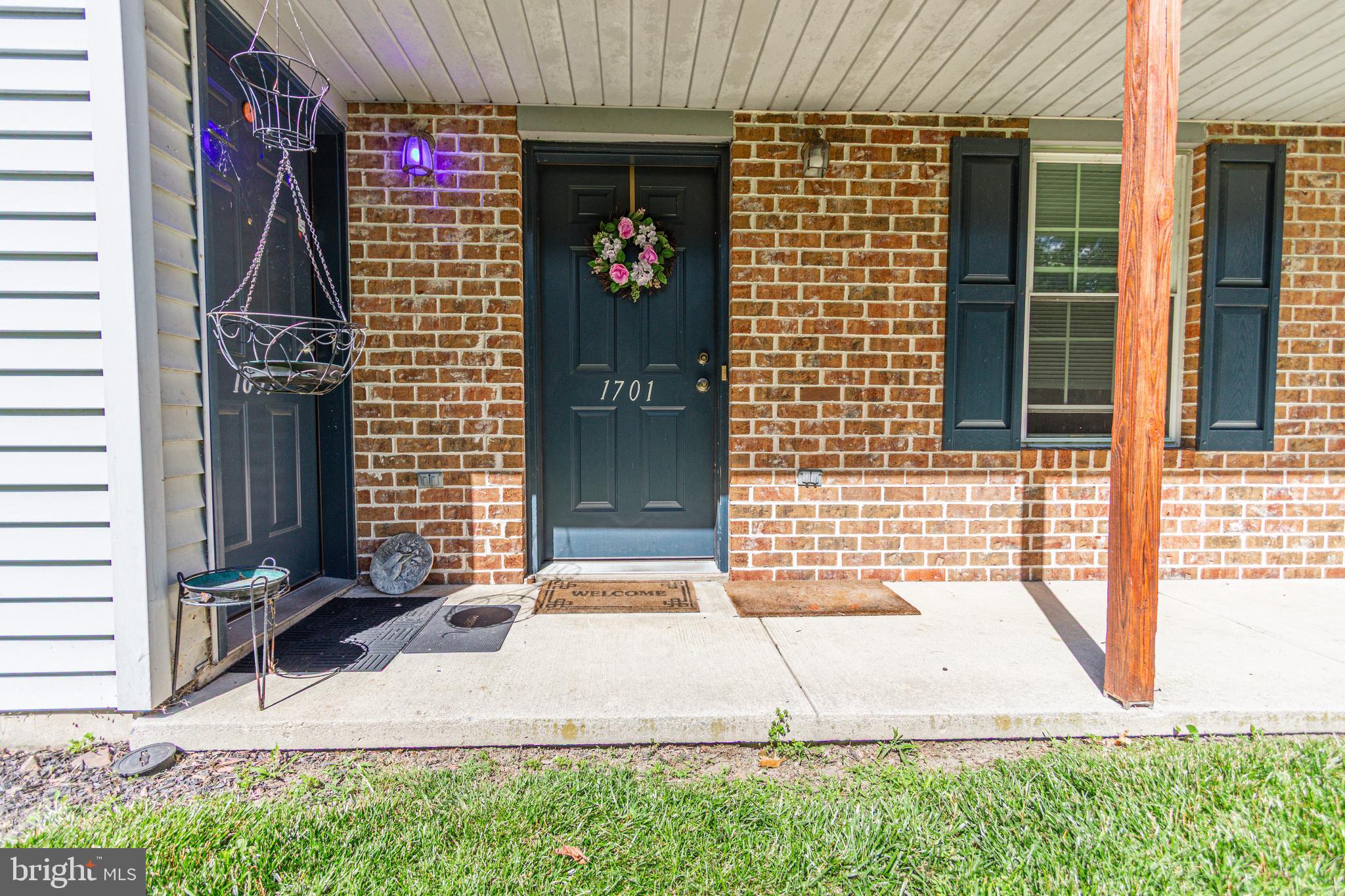 1701 LONG DRIVE 216