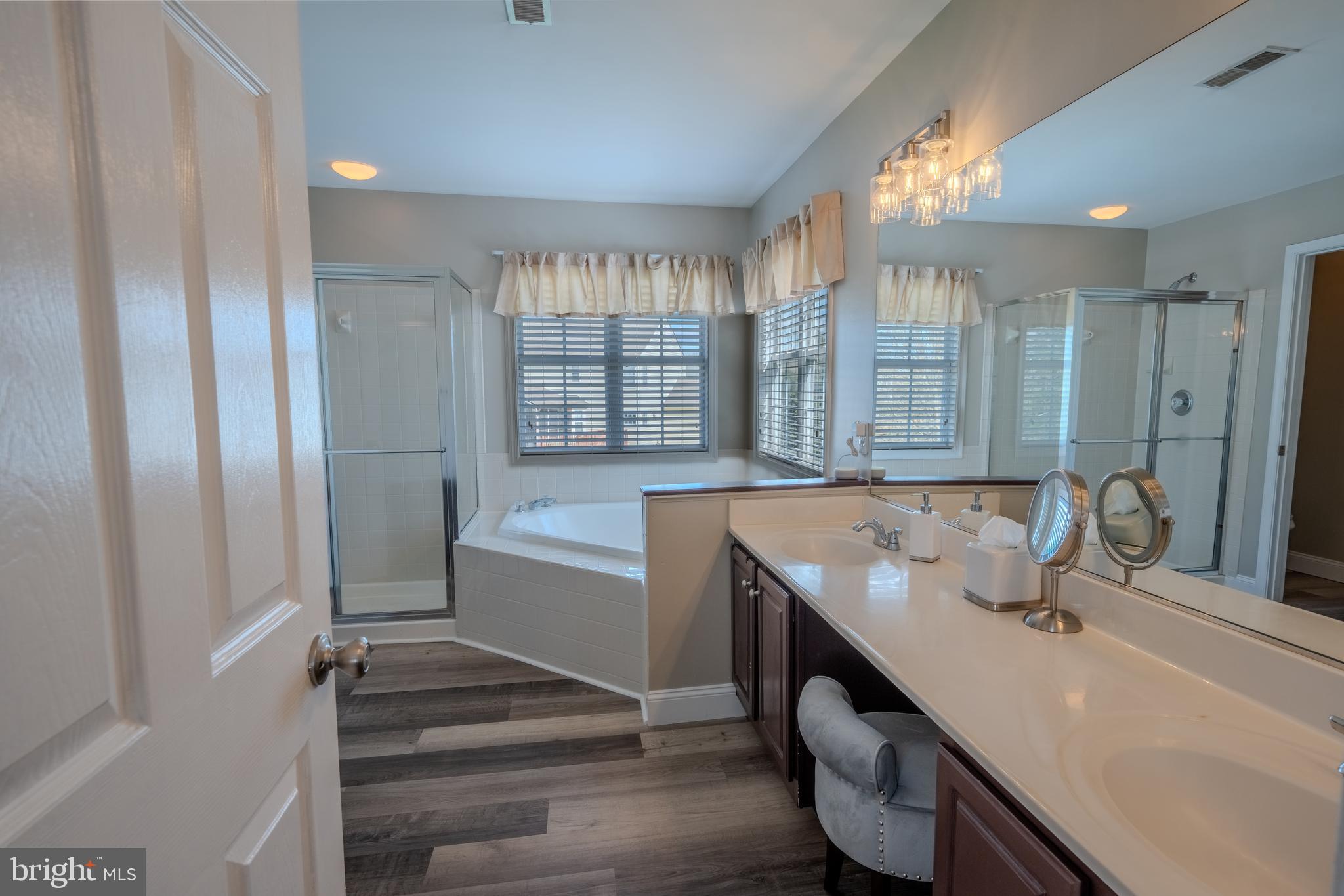 BRIDLEWOOD MANOR - Residential