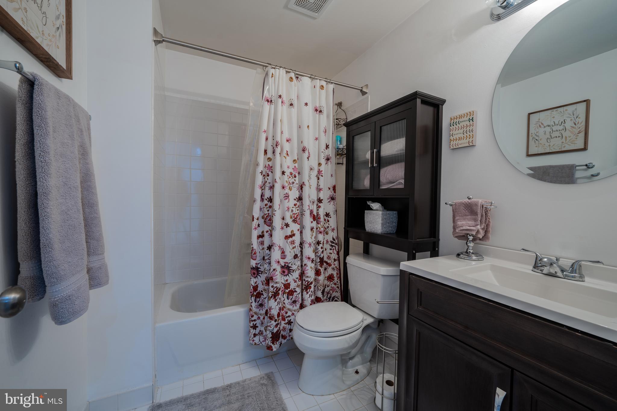 BRIDLEWOOD MANOR - Residential