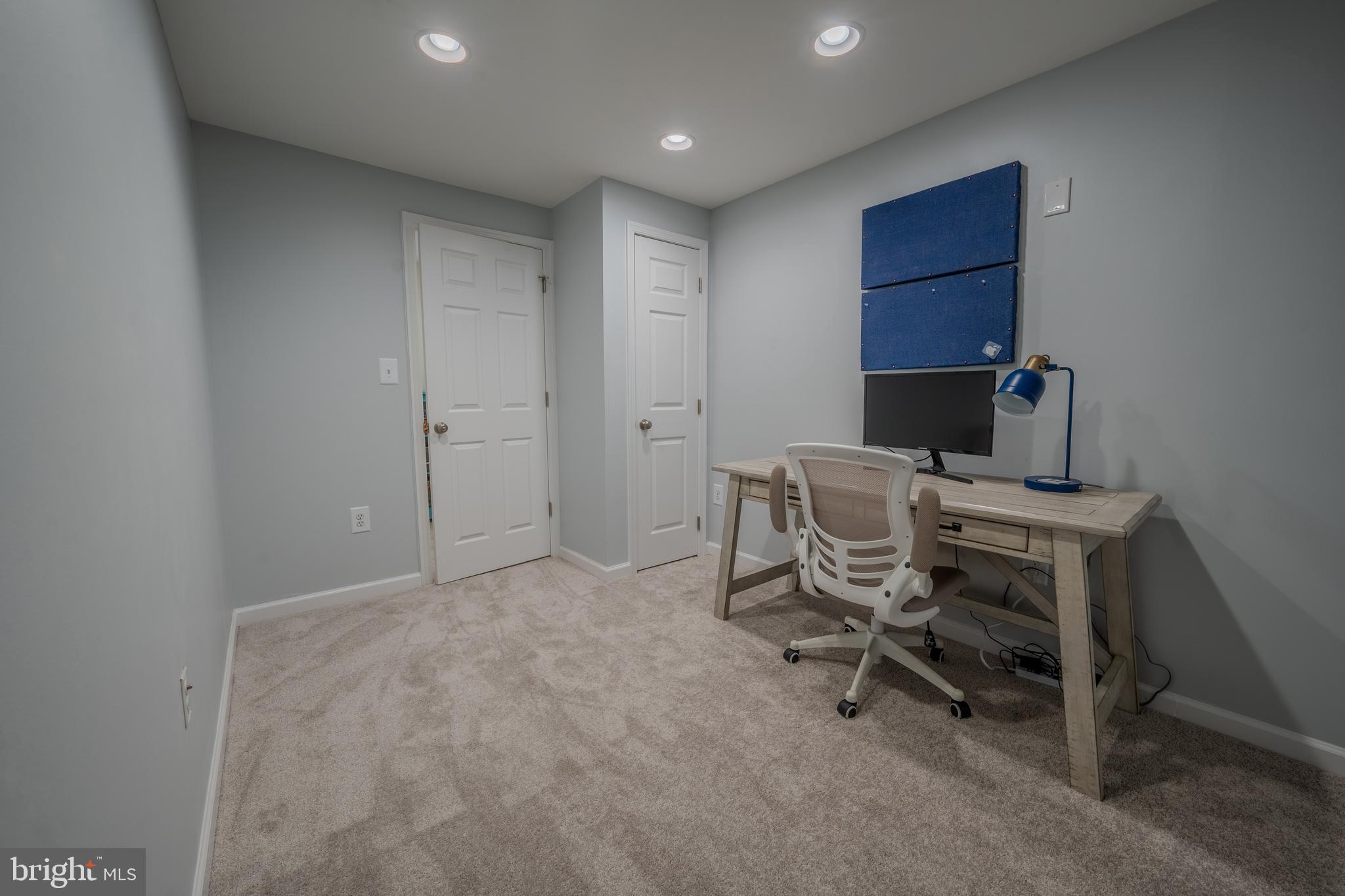 BRIDLEWOOD MANOR - Residential