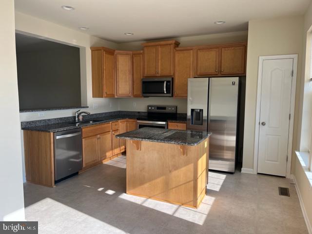 RIVERSIDE VILLAGES - Residential Lease