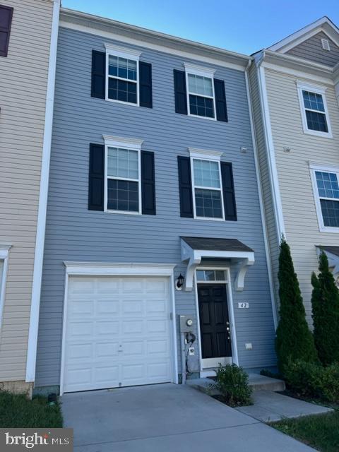 RIVERSIDE VILLAGES - Residential Lease