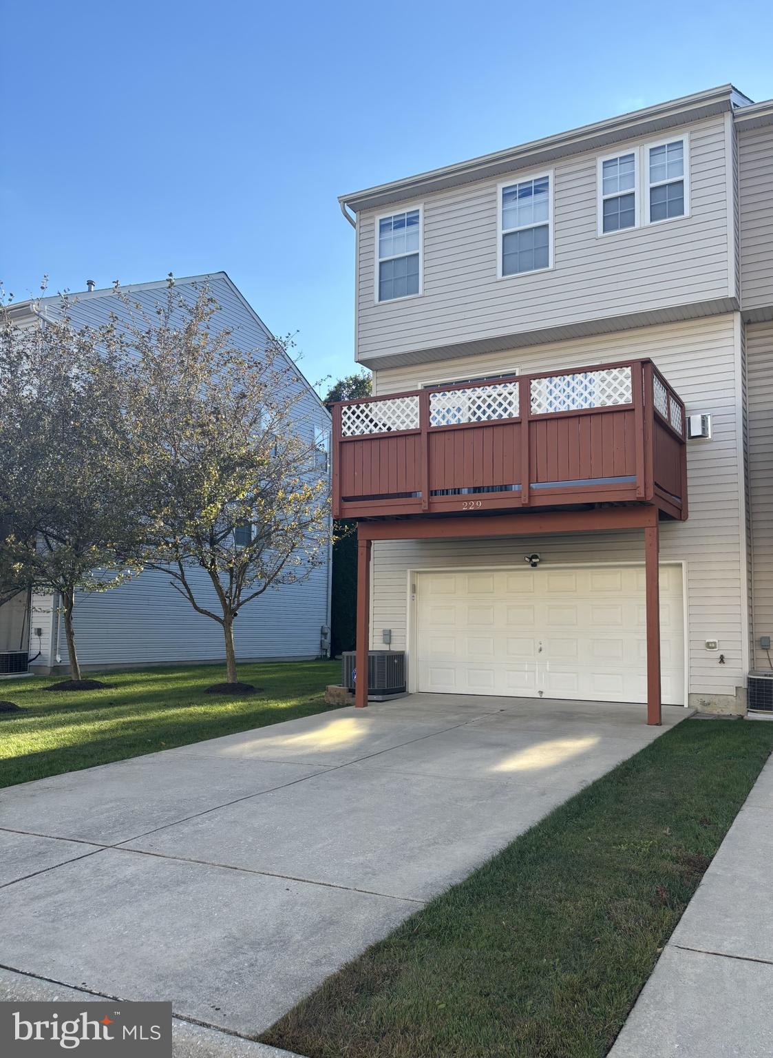 229 KESTREL DRIVE