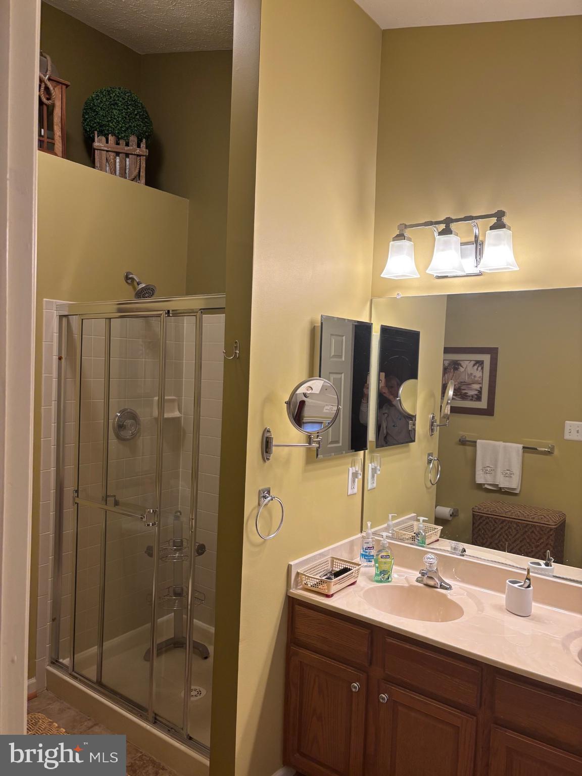 EAGLES LANDING AT WATERS EDGE - Residential