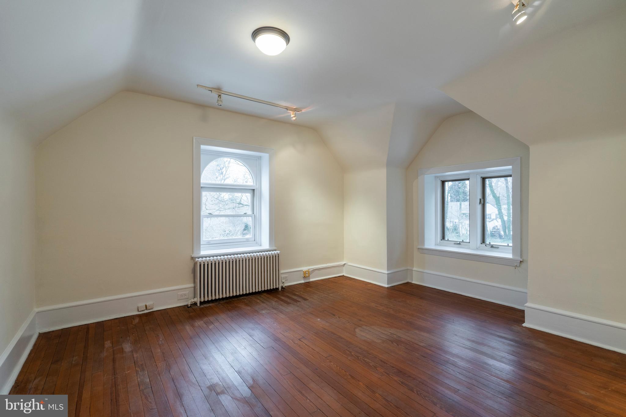 MERION STATION - Residential