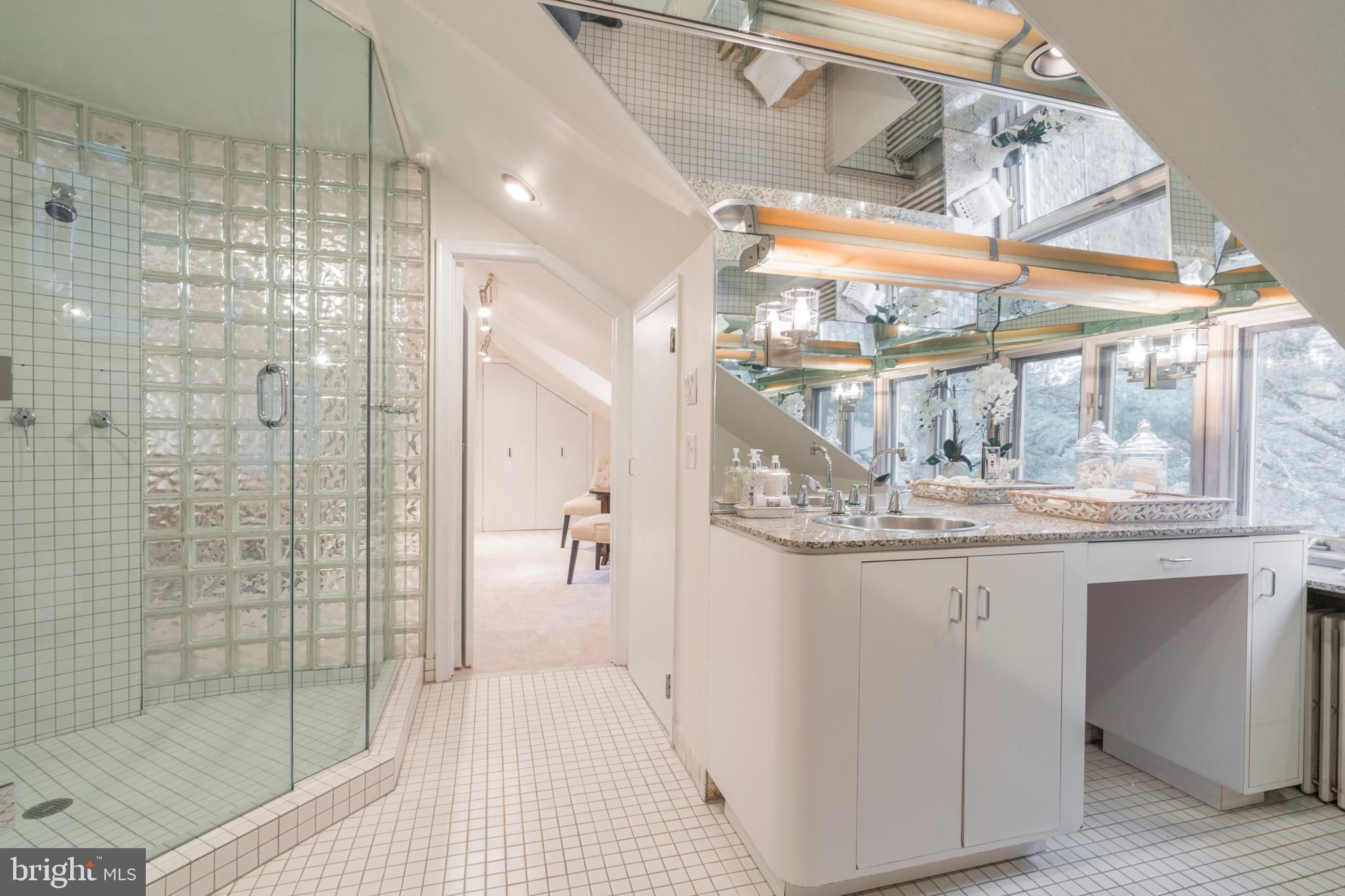 MERION STATION - Residential