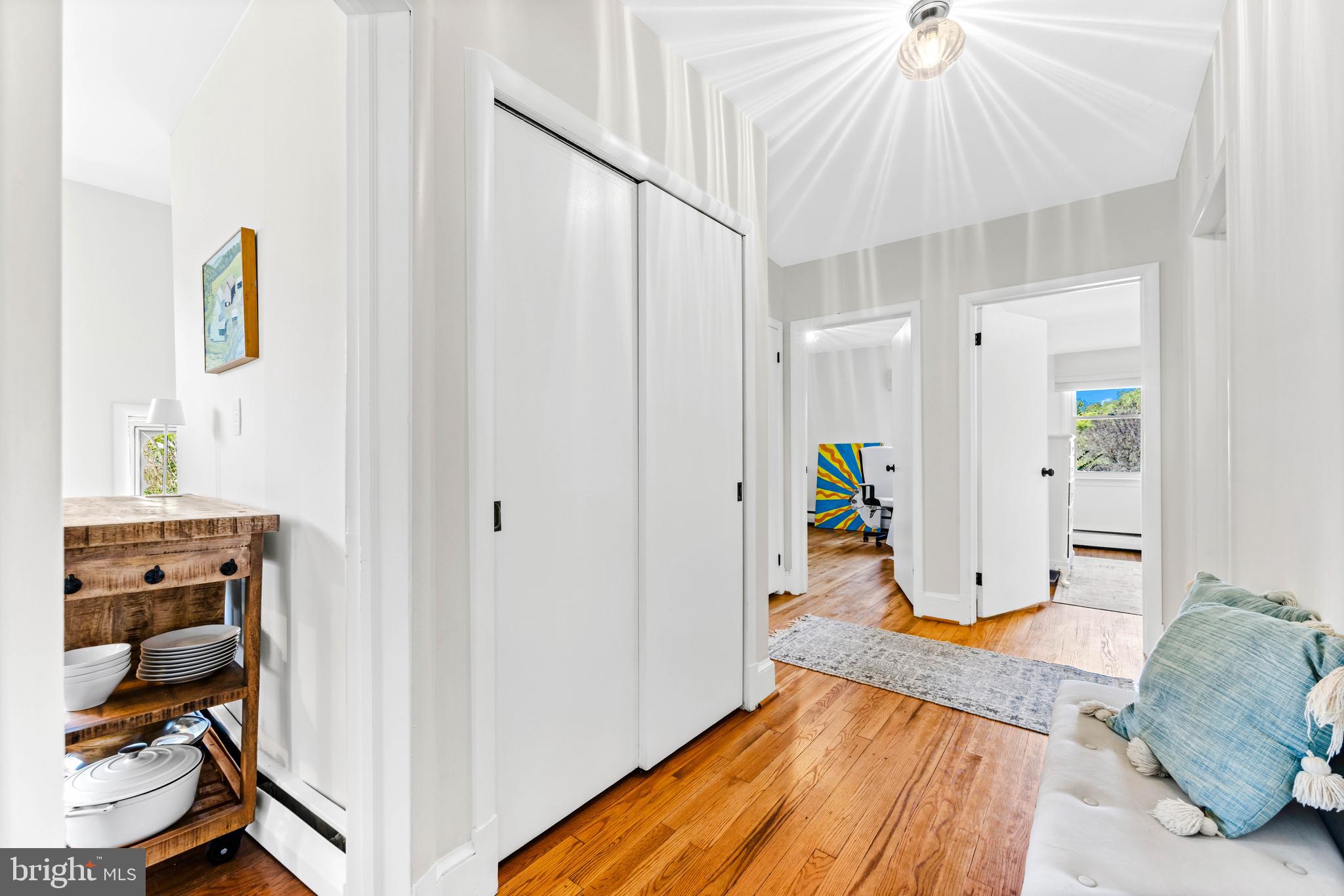 ROLLING HILLS - Residential