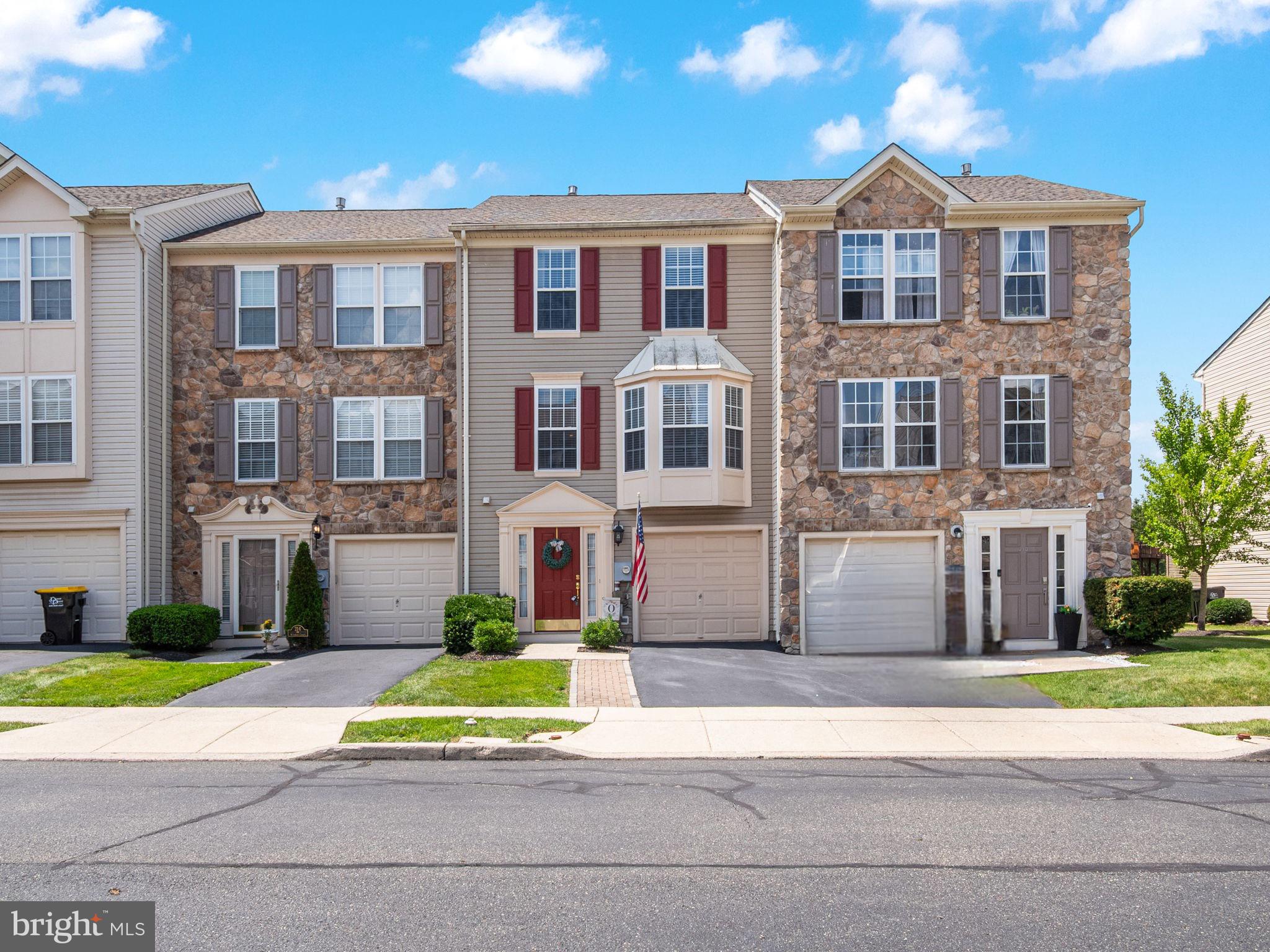 212 WINDSOR COURT