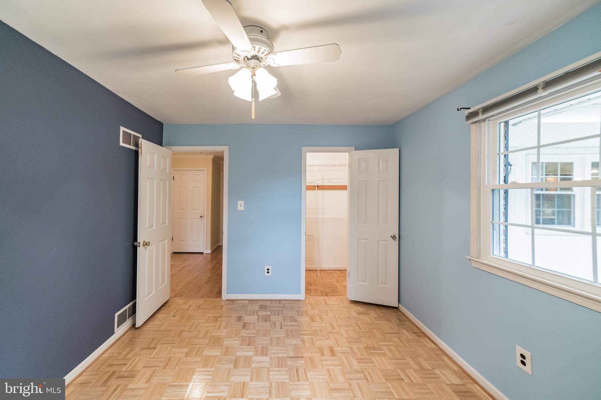 LANGSTOON - Residential