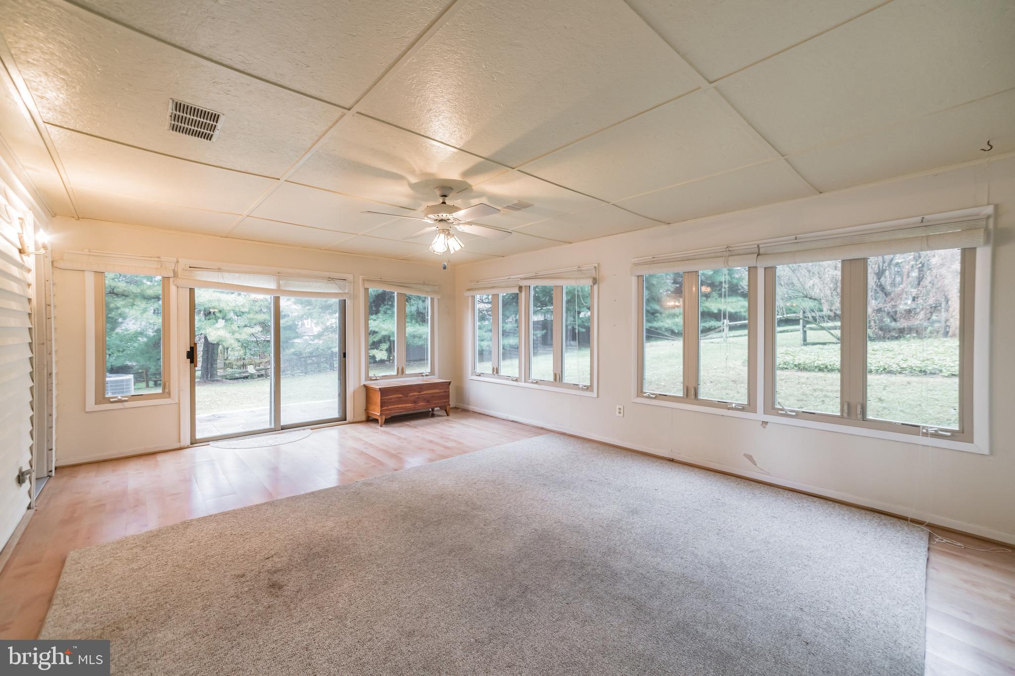 LANGSTOON - Residential