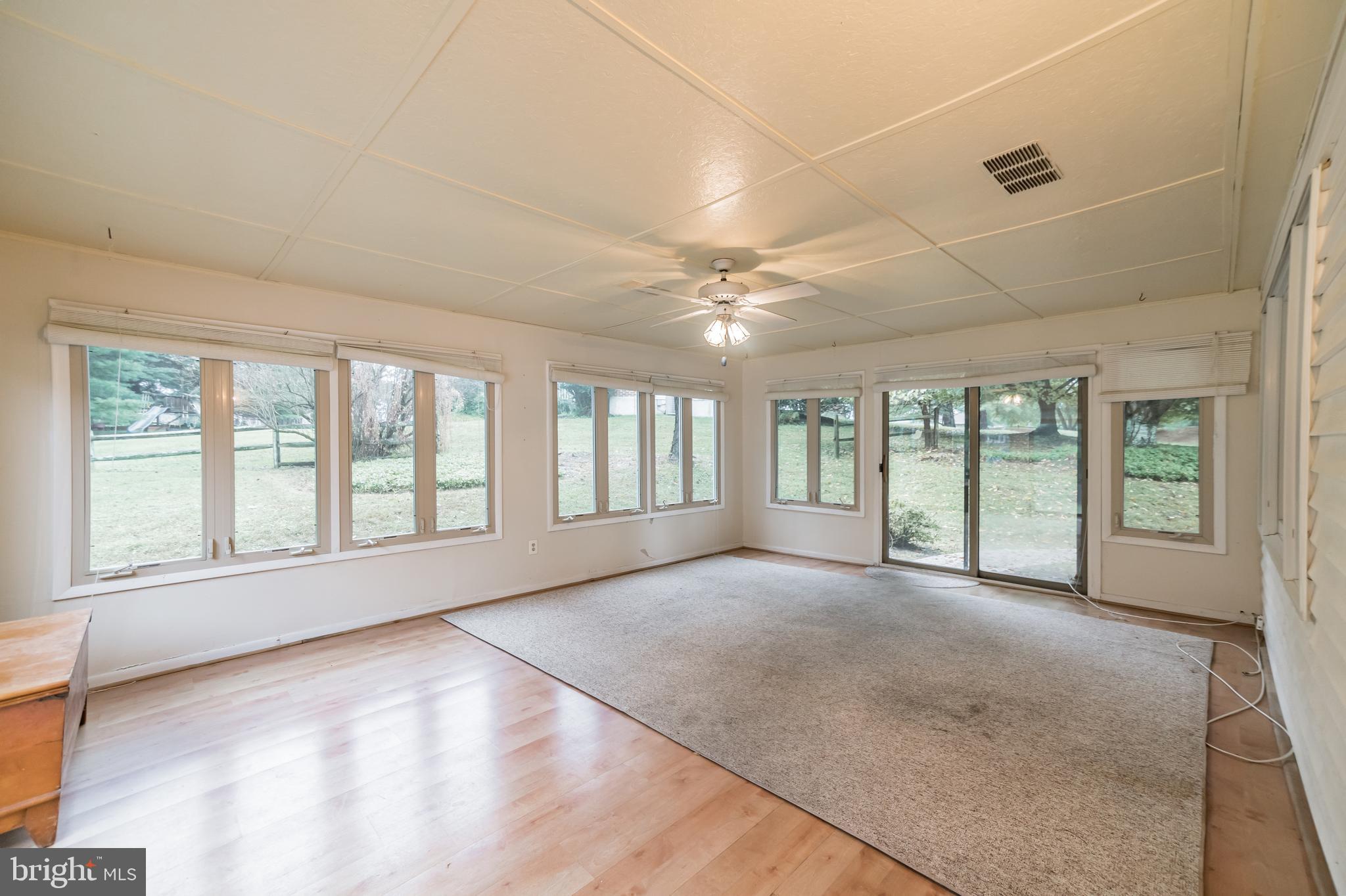 LANGSTOON - Residential