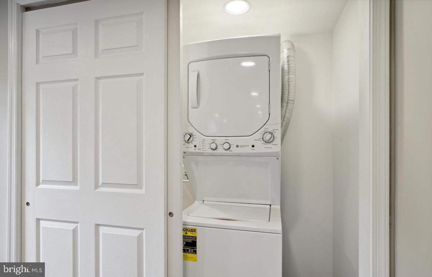 RIVERDALE PARK - Residential Lease