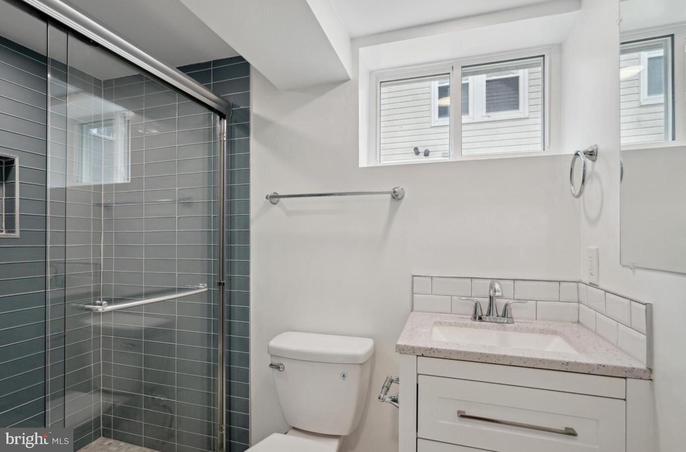 RIVERDALE PARK - Residential Lease