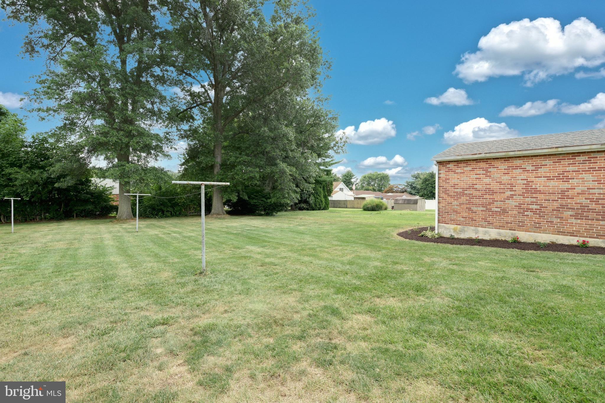 PLEASUREVILLE - Residential