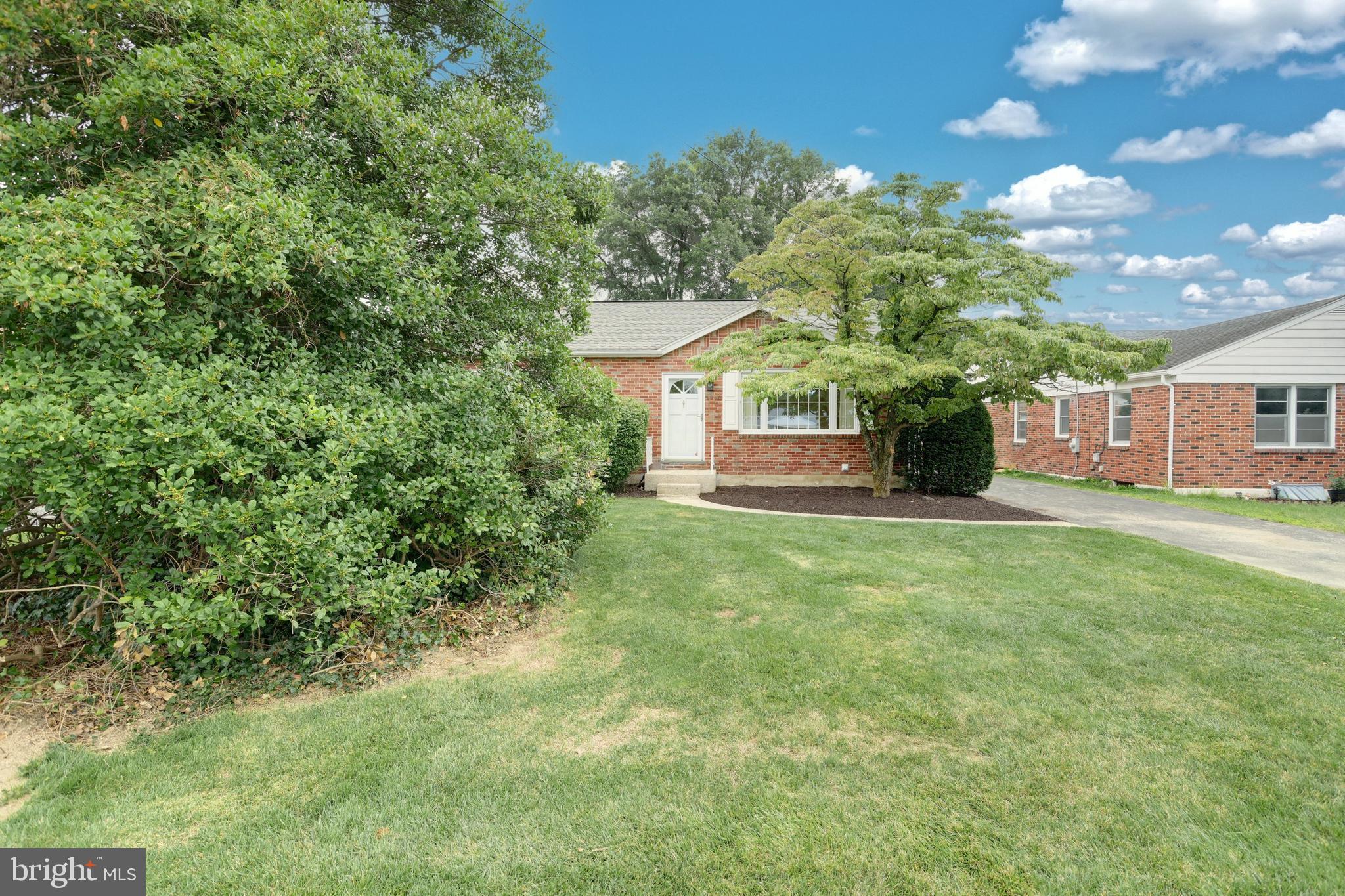 PLEASUREVILLE - Residential